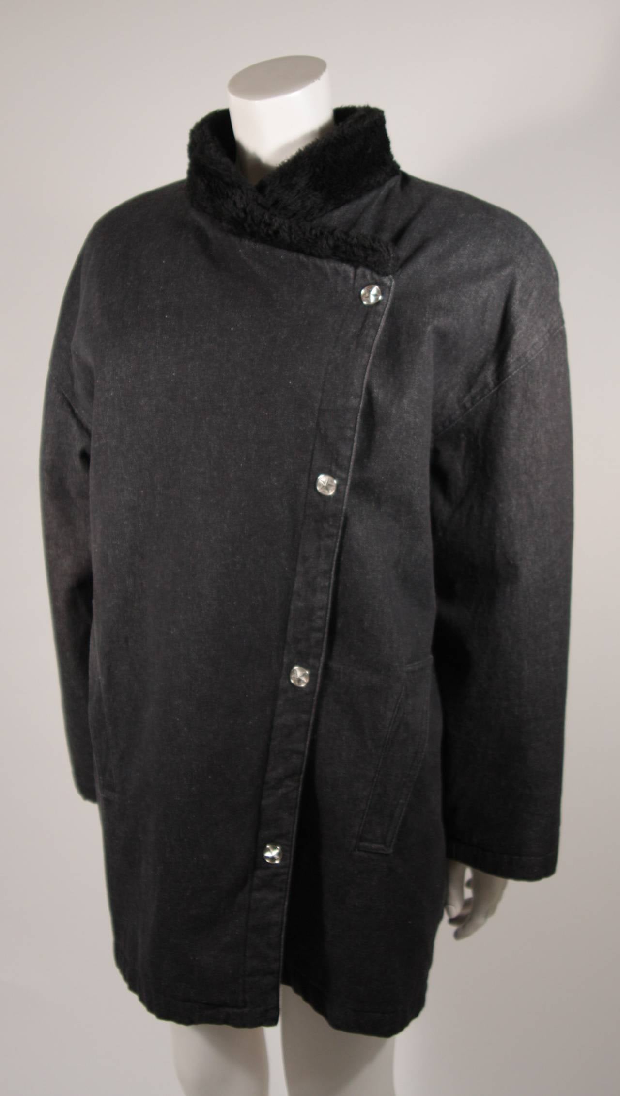 Black Theirry Mugler MEN'S Blue Jean Coat with Faux Fur Collar Size 42