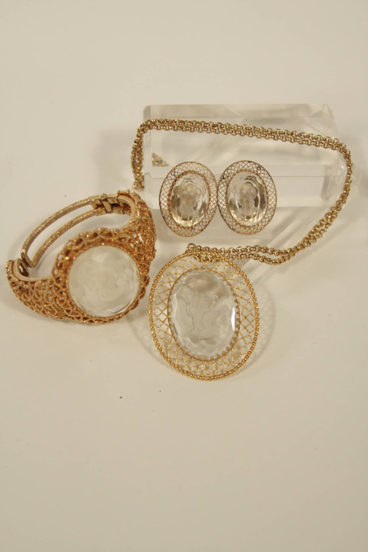 Women's Whiting and Davis Co. Set, Gold with Lucite