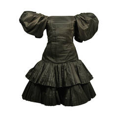 Oscar De La Renta Black Pleated and Puff Sleeve Cocktail Dress 4