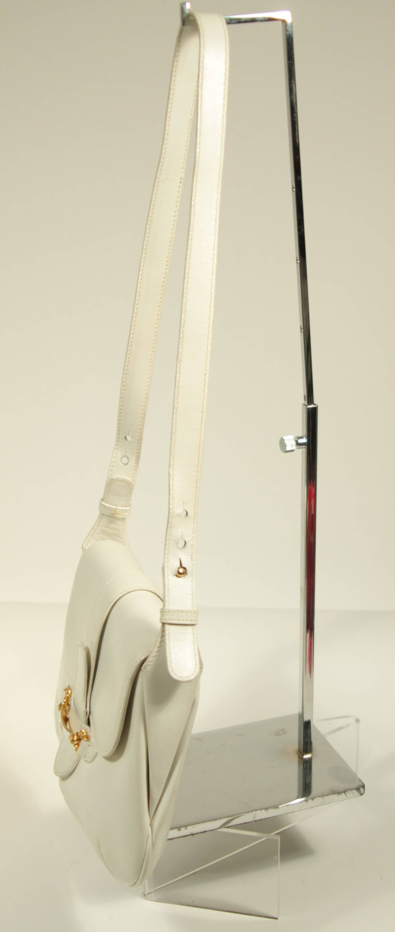 Women's Gucci White Leather Purse