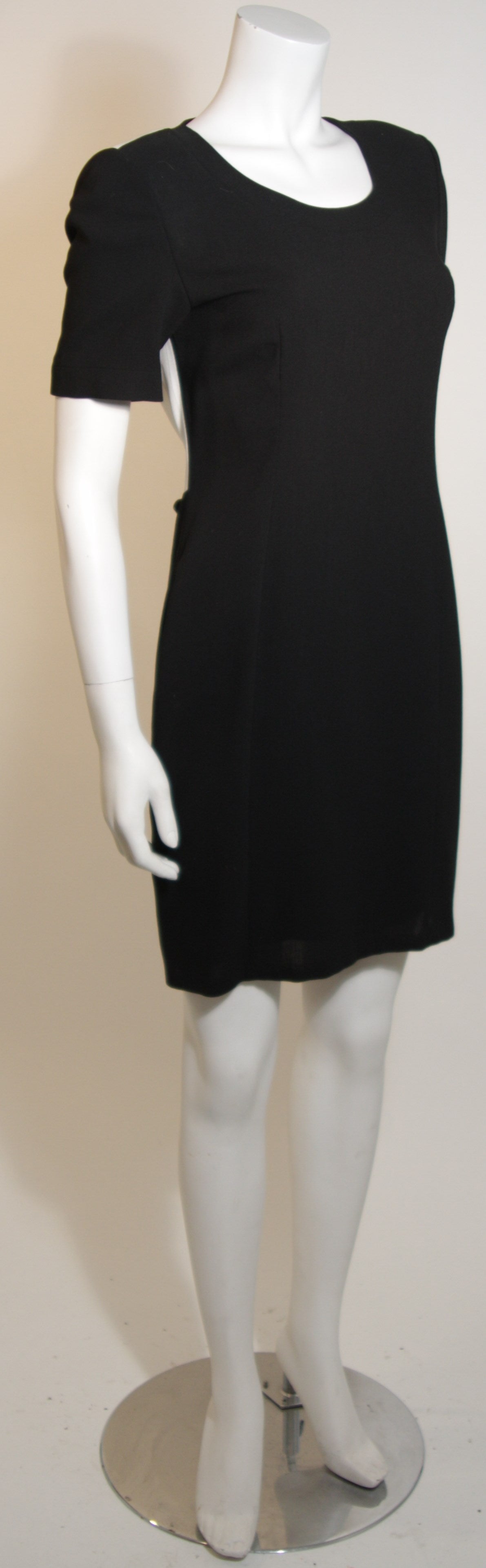 Gianfranco Ferre Black and White Contrast Dress with Suspender detail Size 40 In Excellent Condition For Sale In Los Angeles, CA