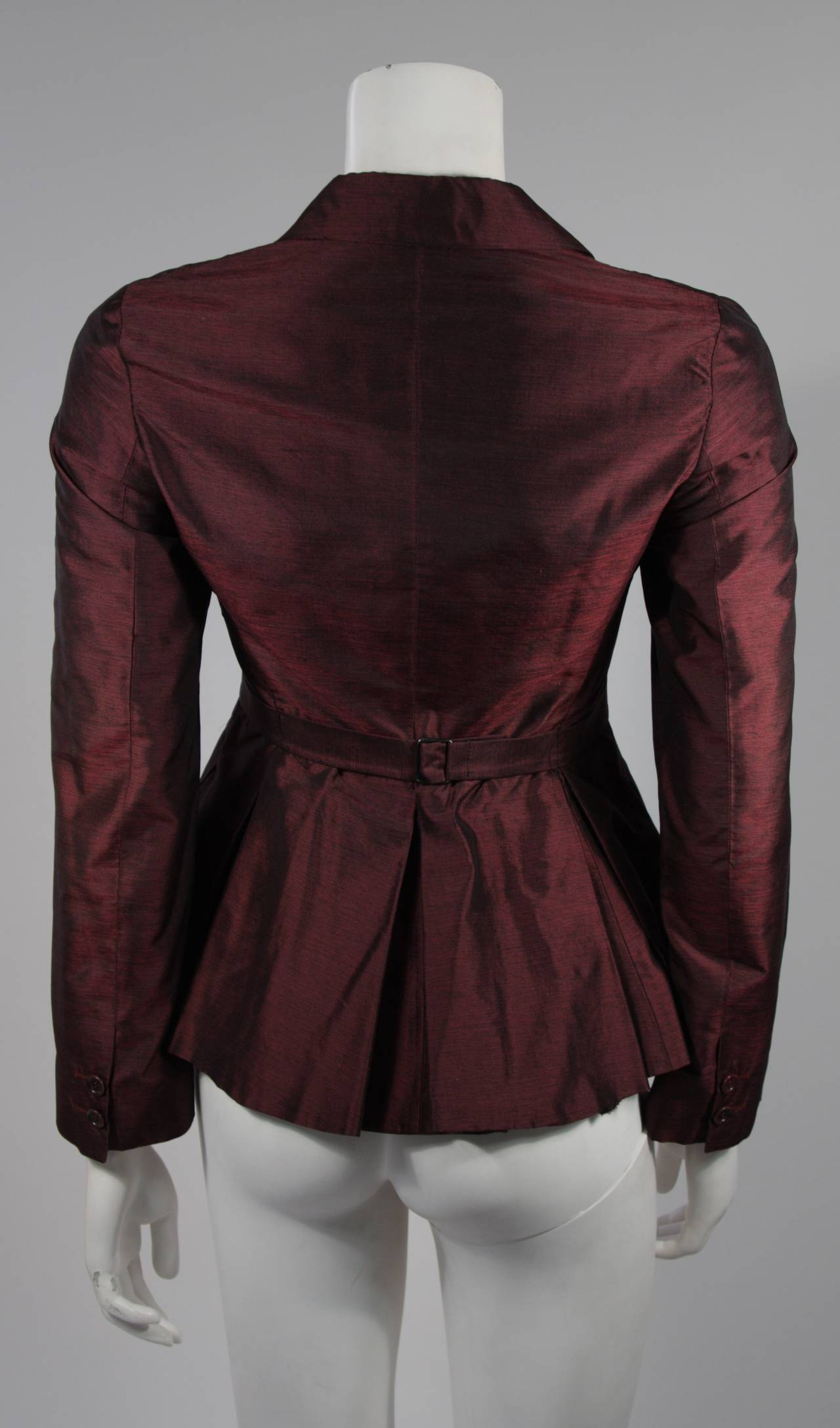 Romeo G Gigli Iridescent Burgundy Three button Evening Jacket size 38 4