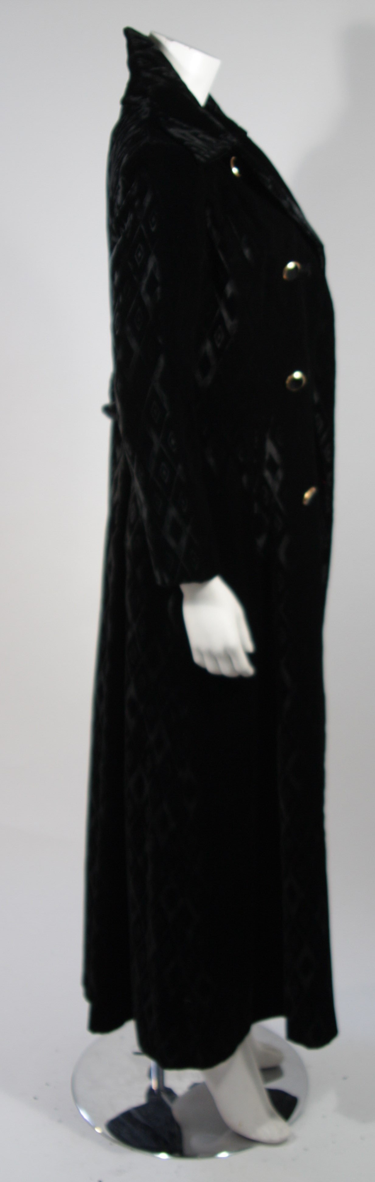 1970's Hudson's Black Diamond Patterned Velvet Coat Size 3