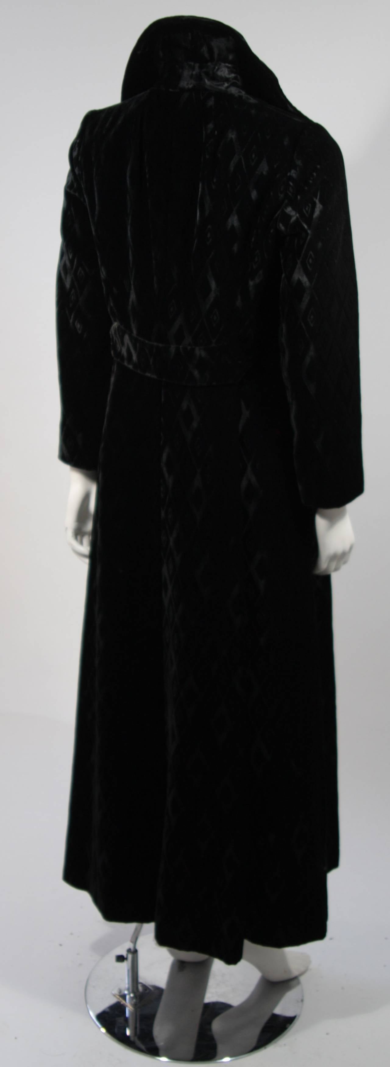 1970's Hudson's Black Diamond Patterned Velvet Coat Size 4