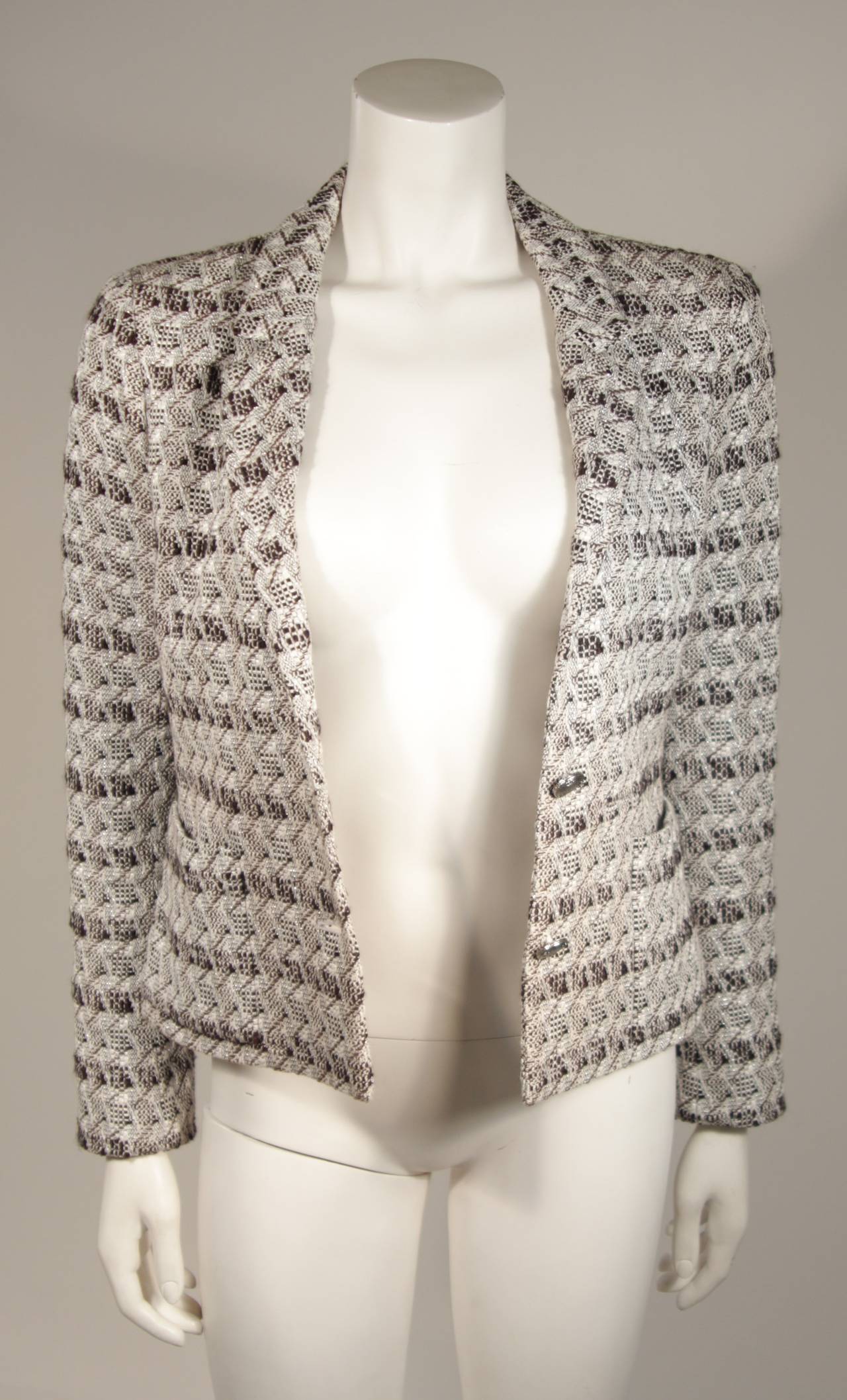 Chanel White Black and Silver Metallic Tweed Blazer 5