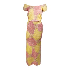 Gene Shelly's Ensemble de soirée en laine extensible jaune et rose à motifs abstraits en sequins, Taille 6/8