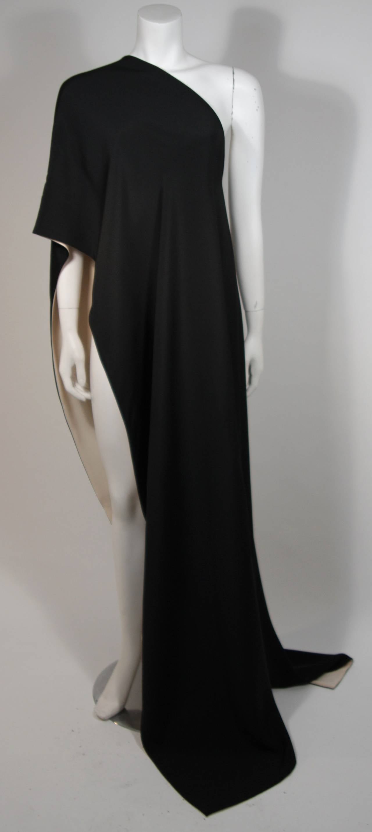 Chanel Haute Couture Black and Cream Silk Draped Evening Stole In Excellent Condition In Los Angeles, CA