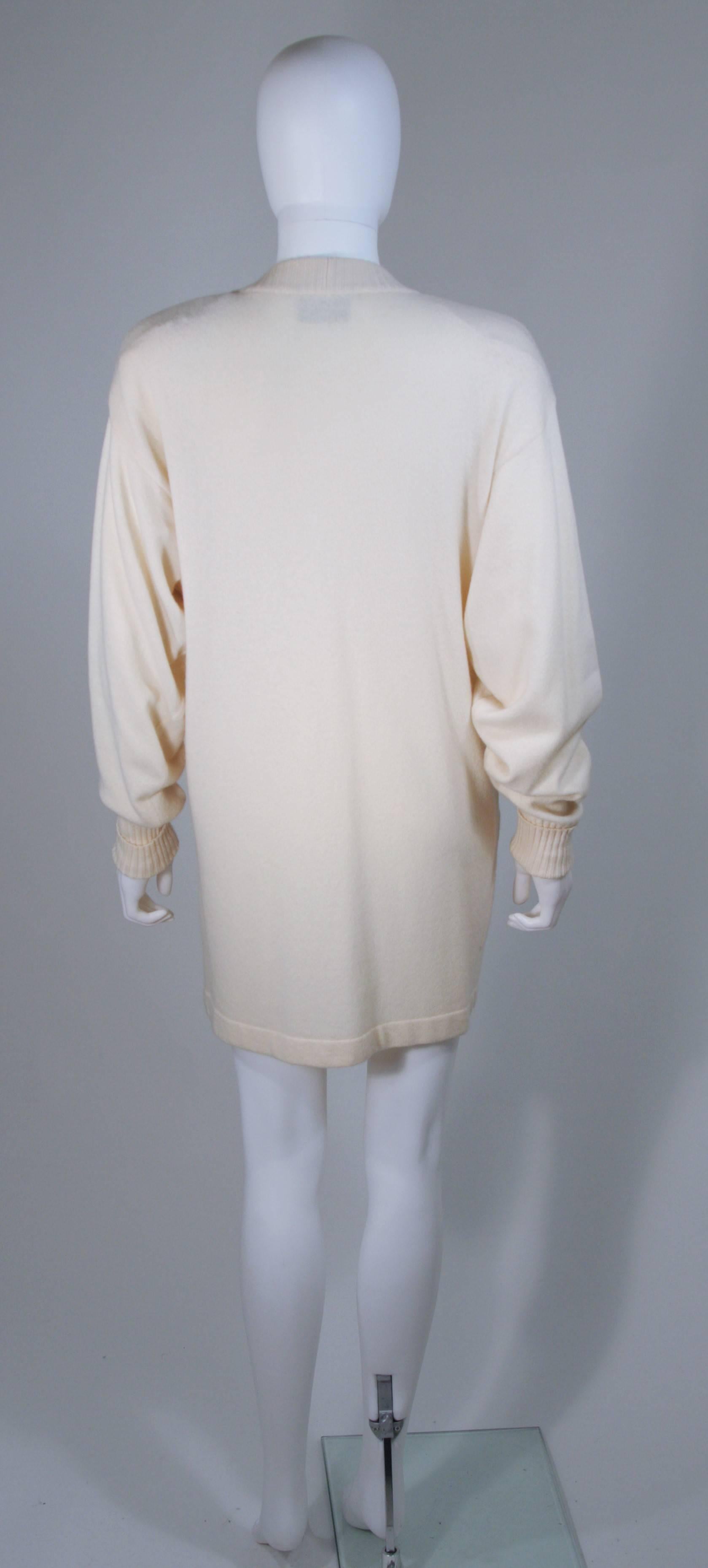 CHANEL Cream Cashmere Cardigan with Gold Buttons Size 36 4