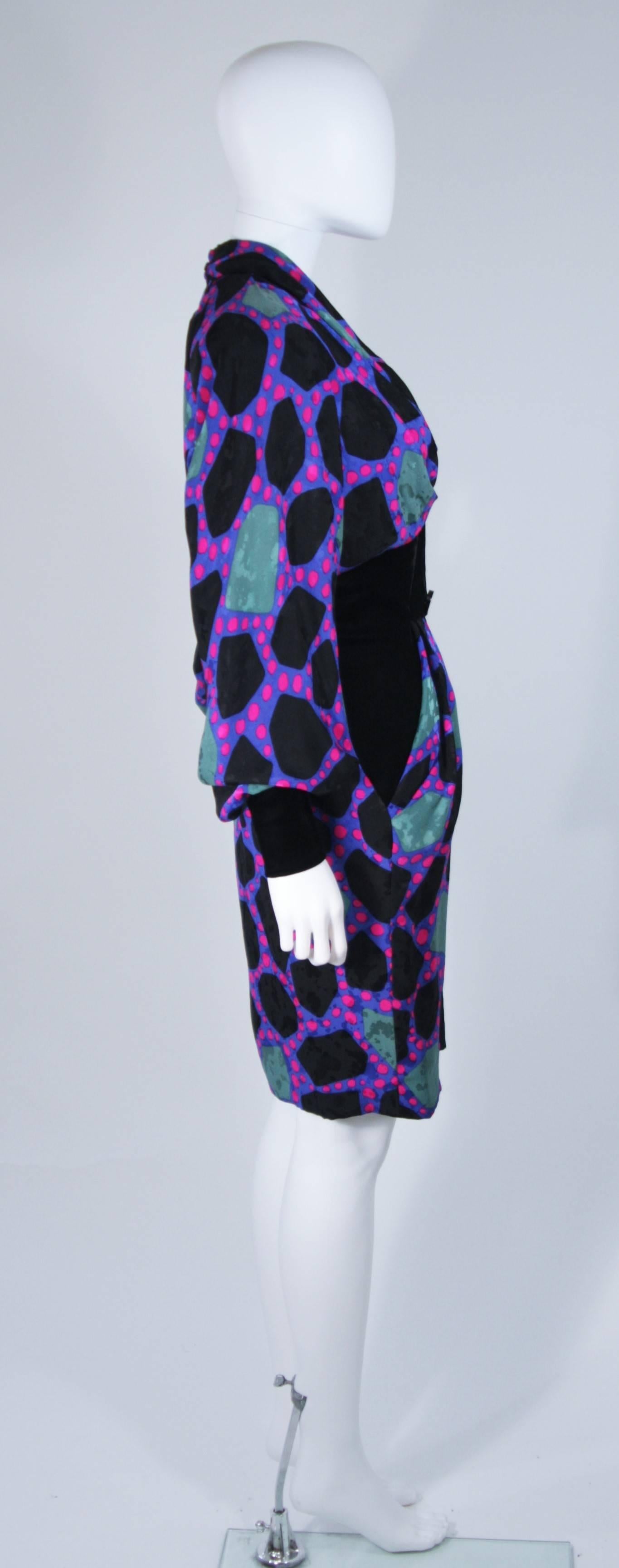 JACQUELINE DE RIBES Circa 1990s Abstract Silk Printed Dress with Velvet Size 6-8 For Sale 2