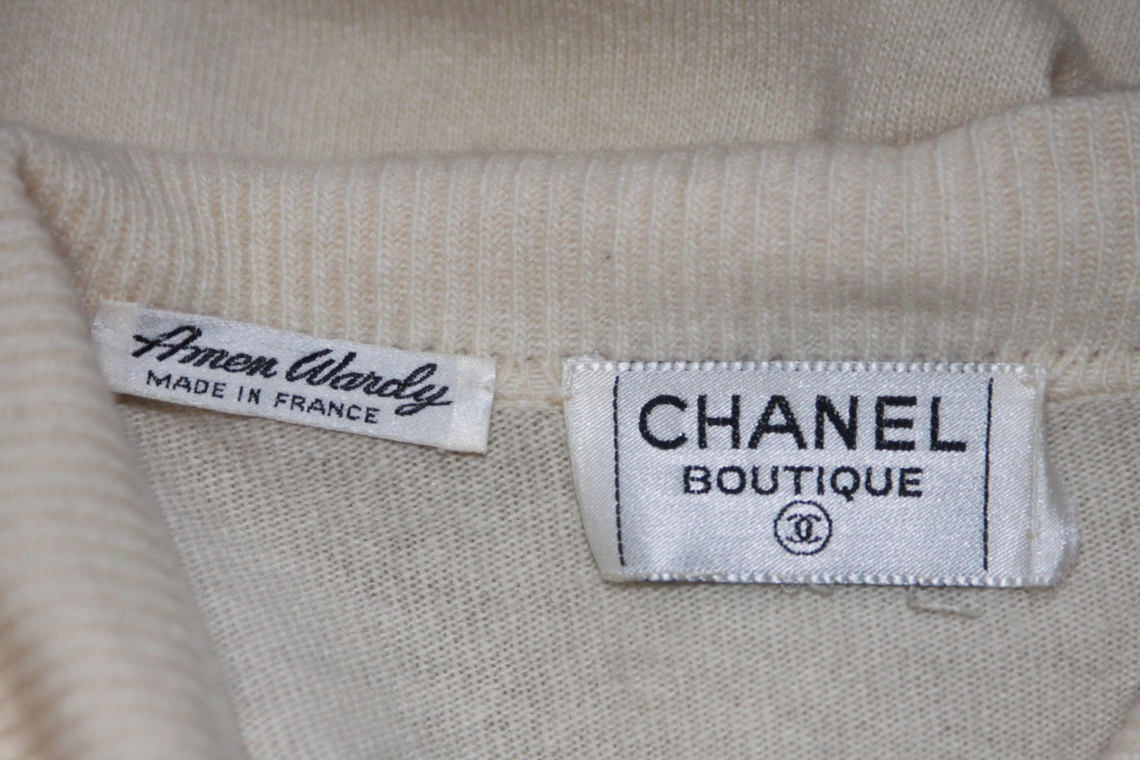 CHANEL Cream Cashmere Pull over Sweater with Gold Coin Buttons Size 38 3