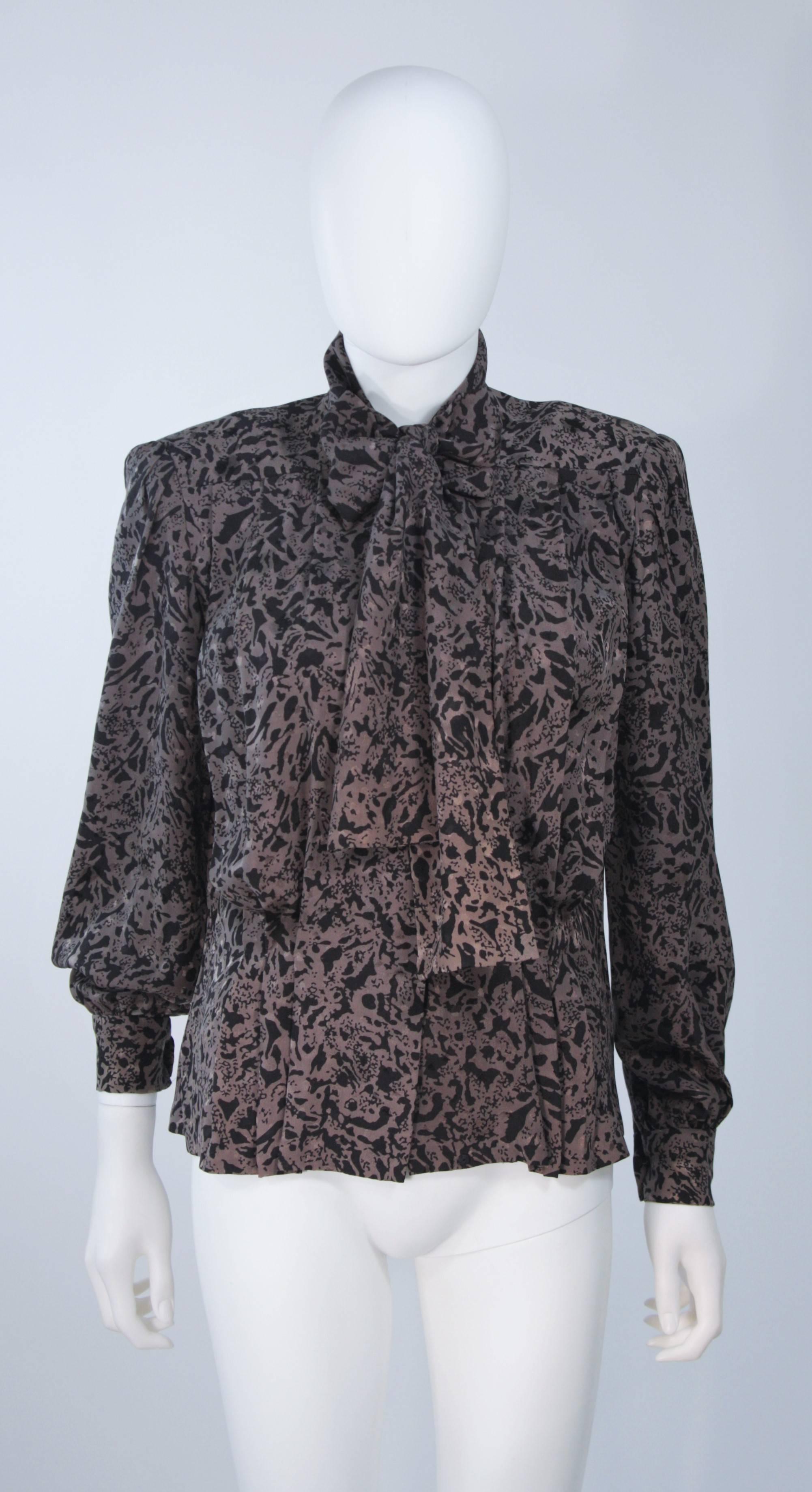 GIVENCHY COUTURE Wool Silk & Snakeskin 4pc Skirt Suit with Belt Size 4-6 2