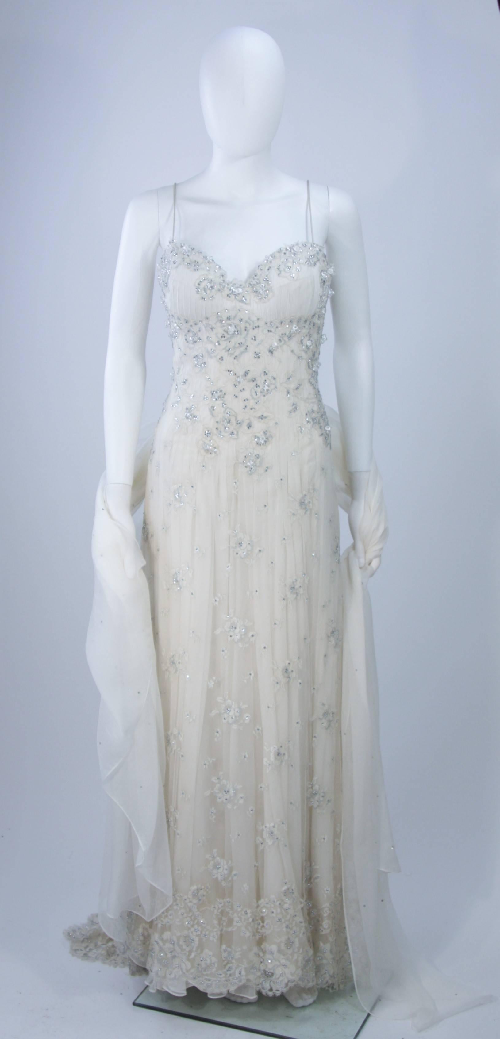 BARACCI HAUTE COUTURE Elfenbein Seide & Spitze verziertes Kleid mit Wickel Größe 8-10 im Zustand „Hervorragend“ in Los Angeles, CA