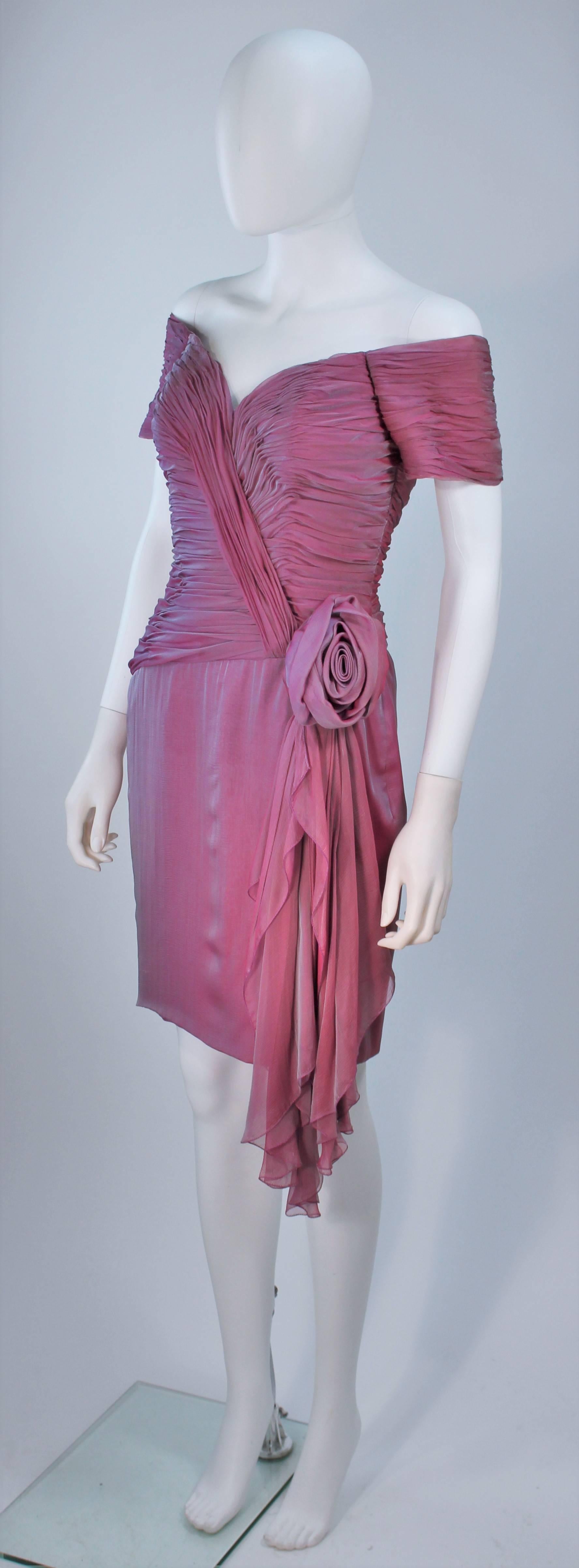 VICKY TIEL Lavender Silk Iridescent Cocktail Dress Size 38 In Excellent Condition For Sale In Los Angeles, CA