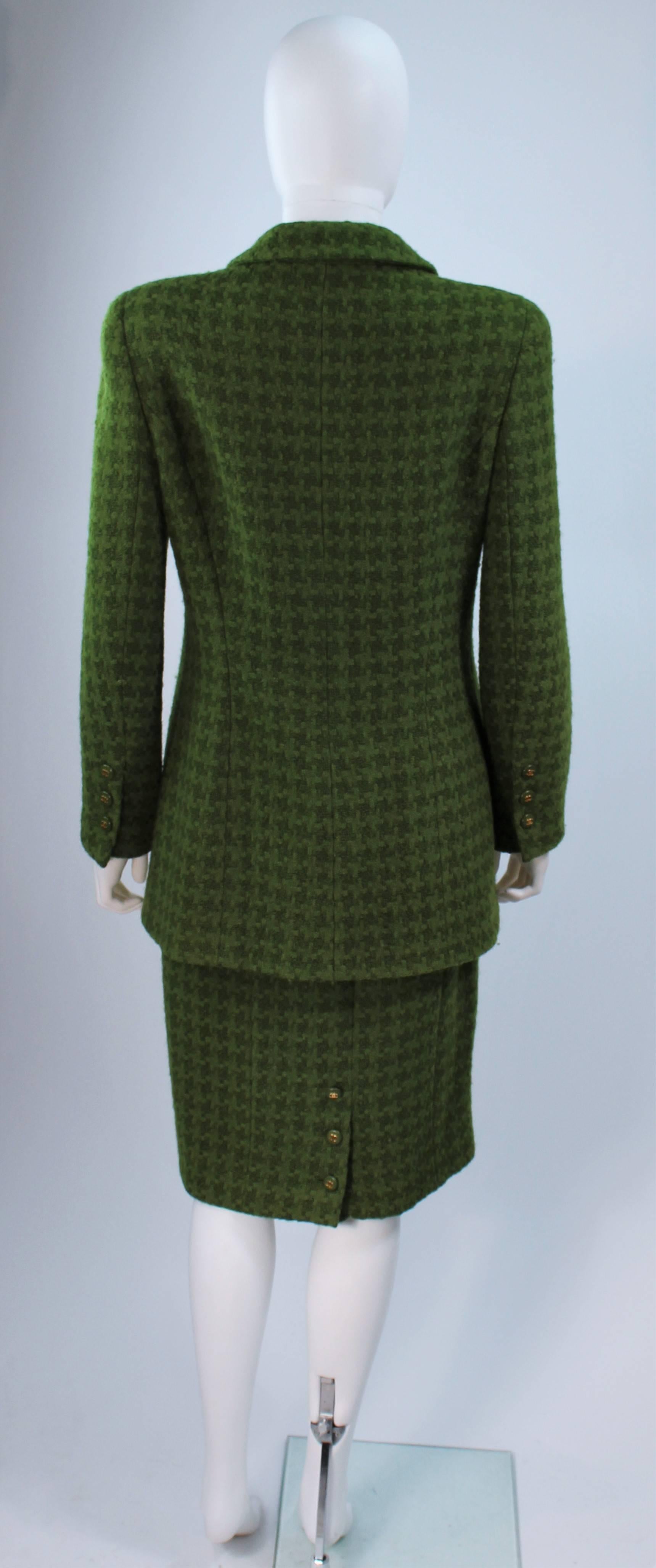 CHANEL Green Houndstooth Wool Skirt Suit Size 6-8 1