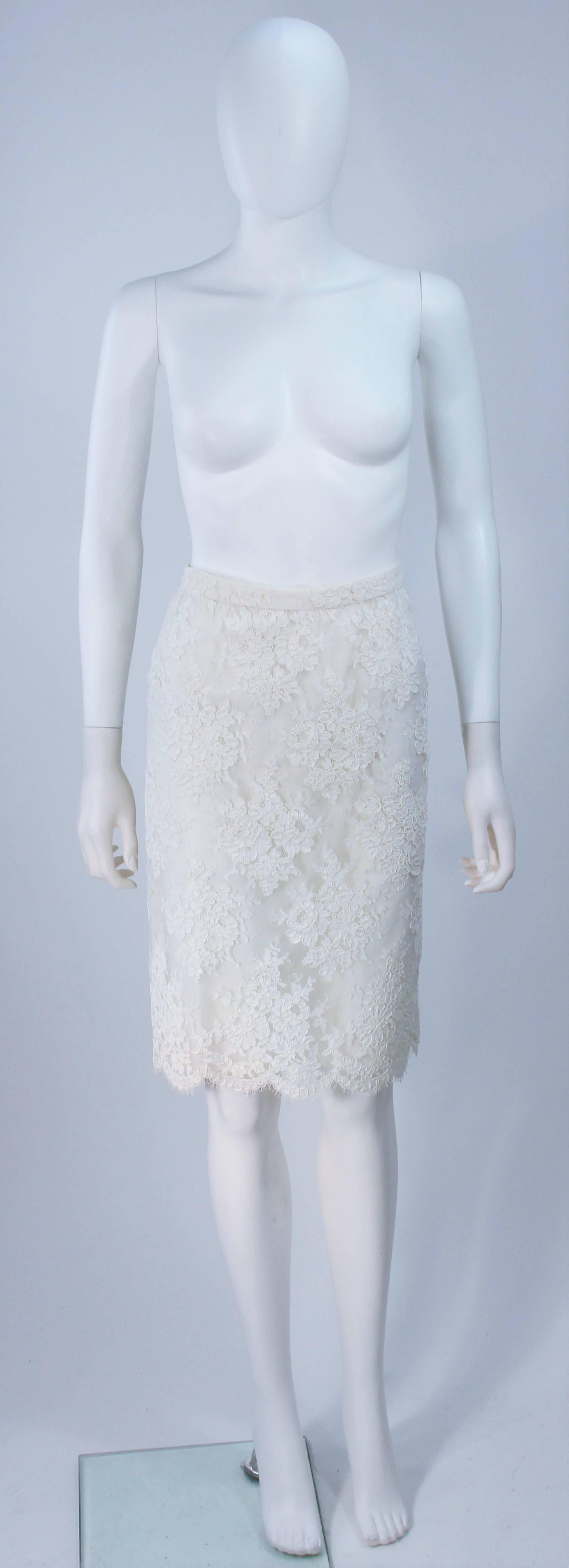 BON CHOIX White Lace Skirt Suit Size 4-6 For Sale 3