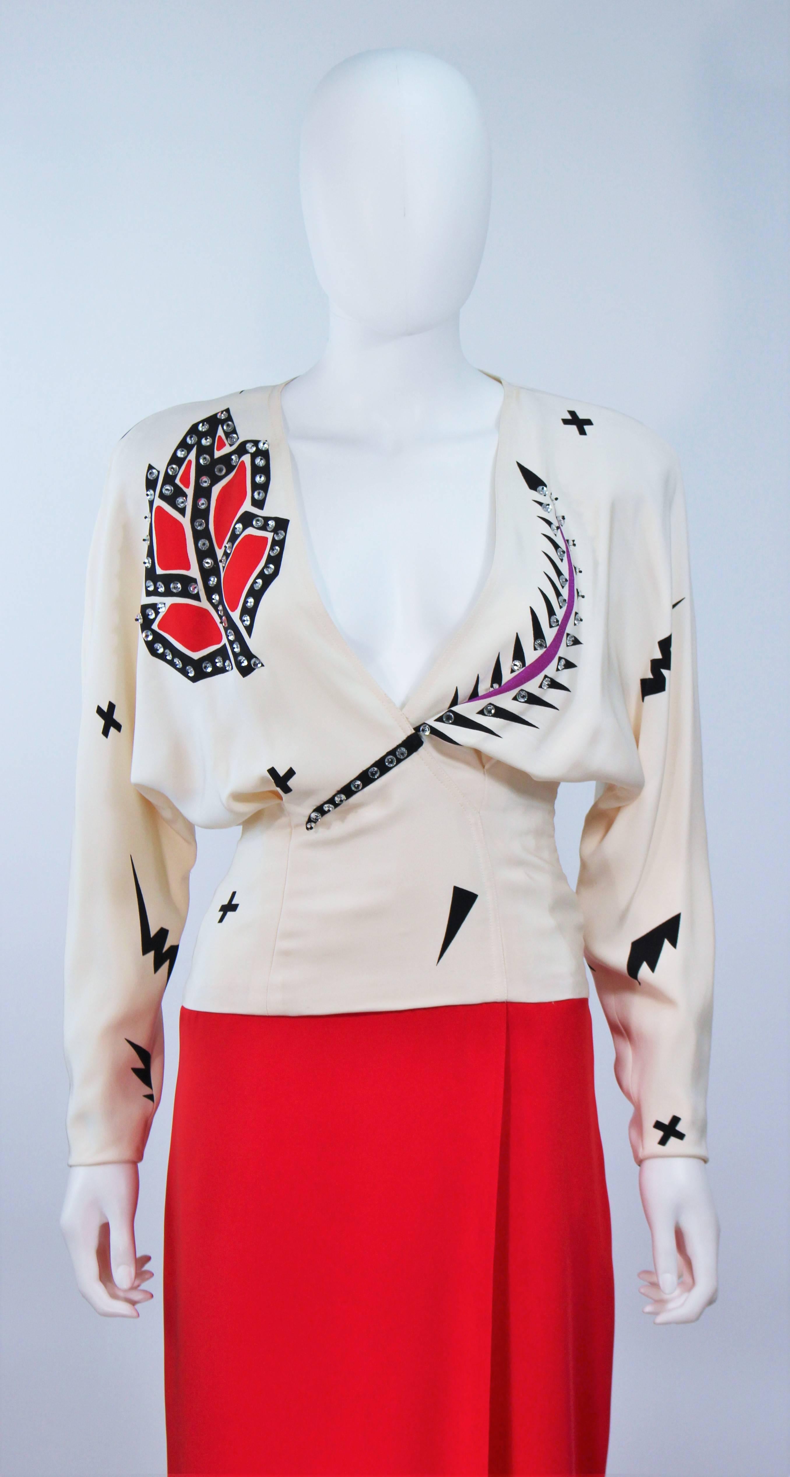 Rouge FABRICE Robe drapée en soie à blocs de couleurs avec appliques en strass Taille 4-6 en vente