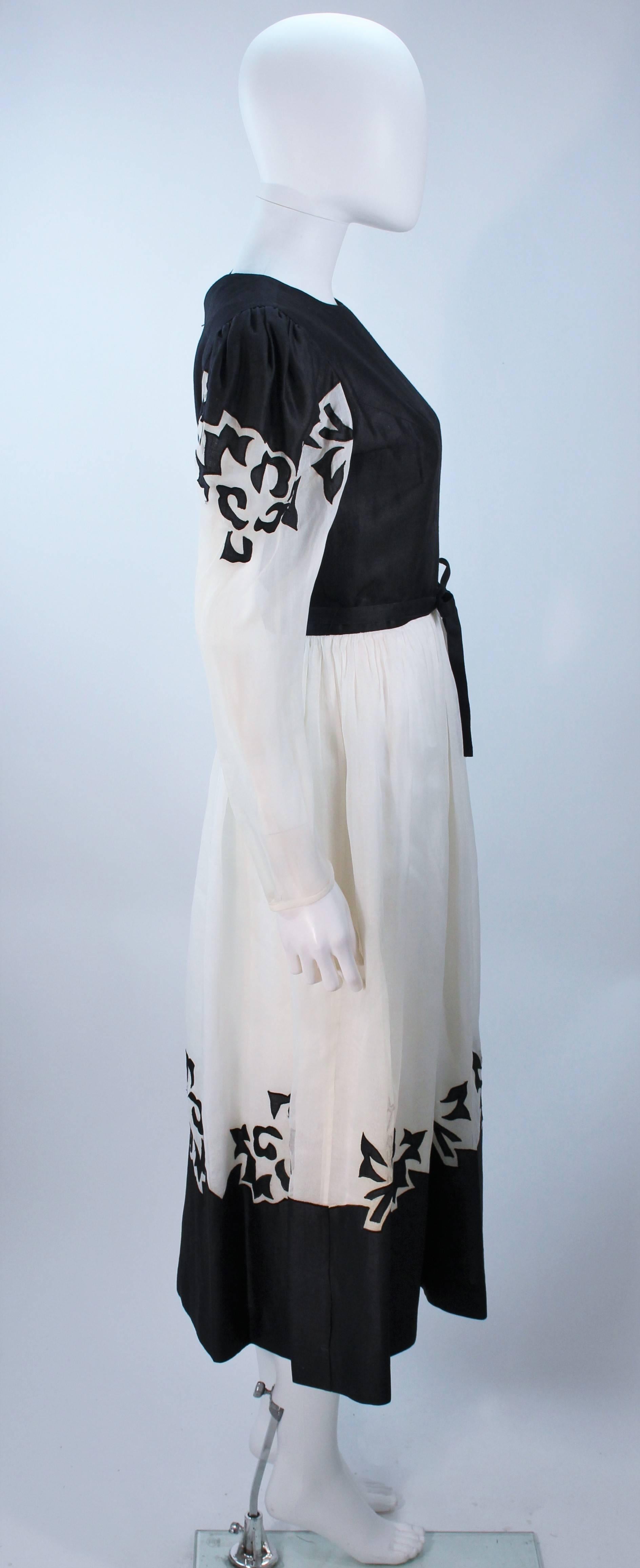 ALBERT NIPON Black and White Cocktail Dress with Floral Applique Size 2-4 2