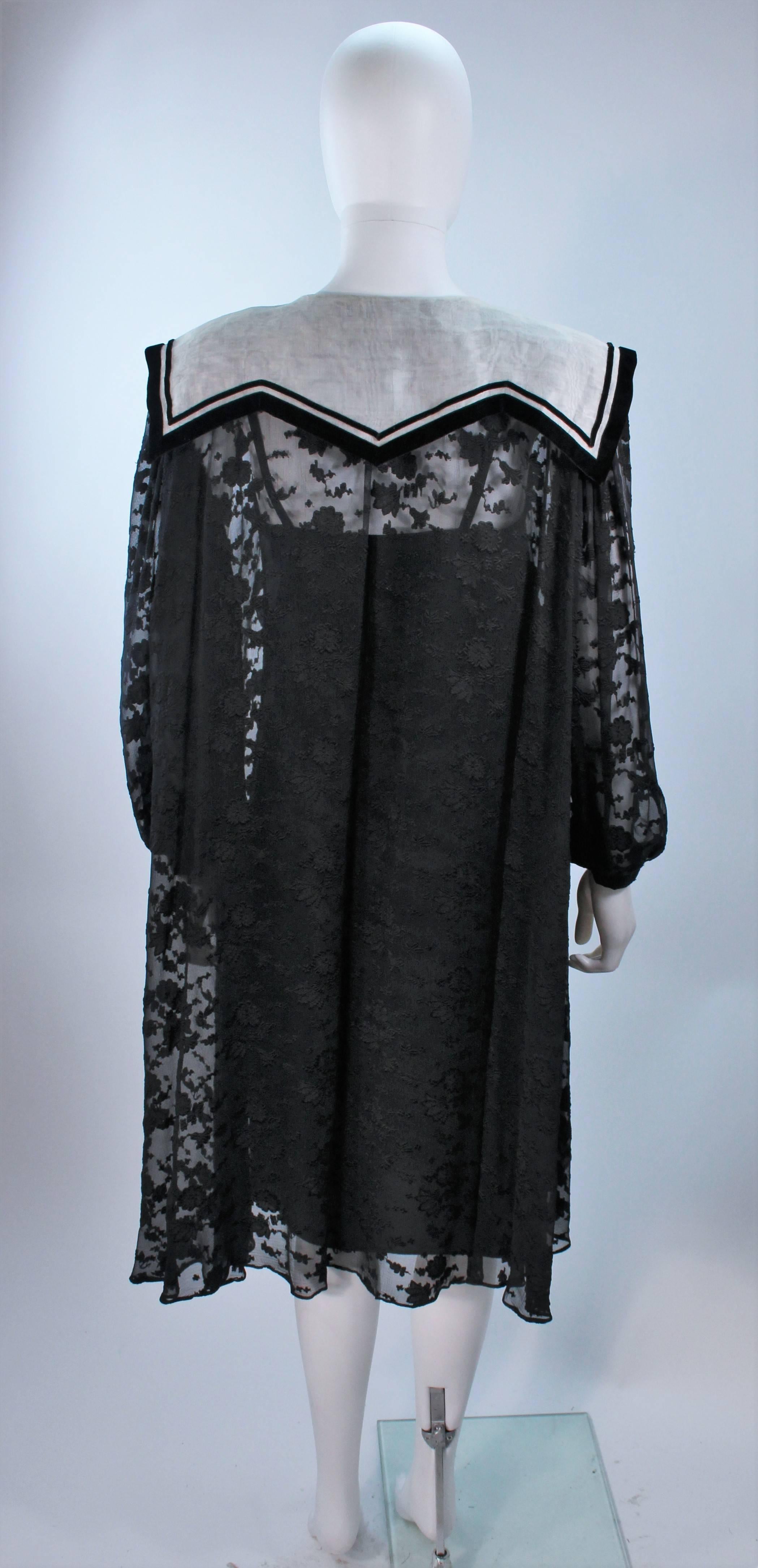 TED LAPIDUS Black Sheer Dress with Floral Detail and Velvet Trim Size 6-8 For Sale 2
