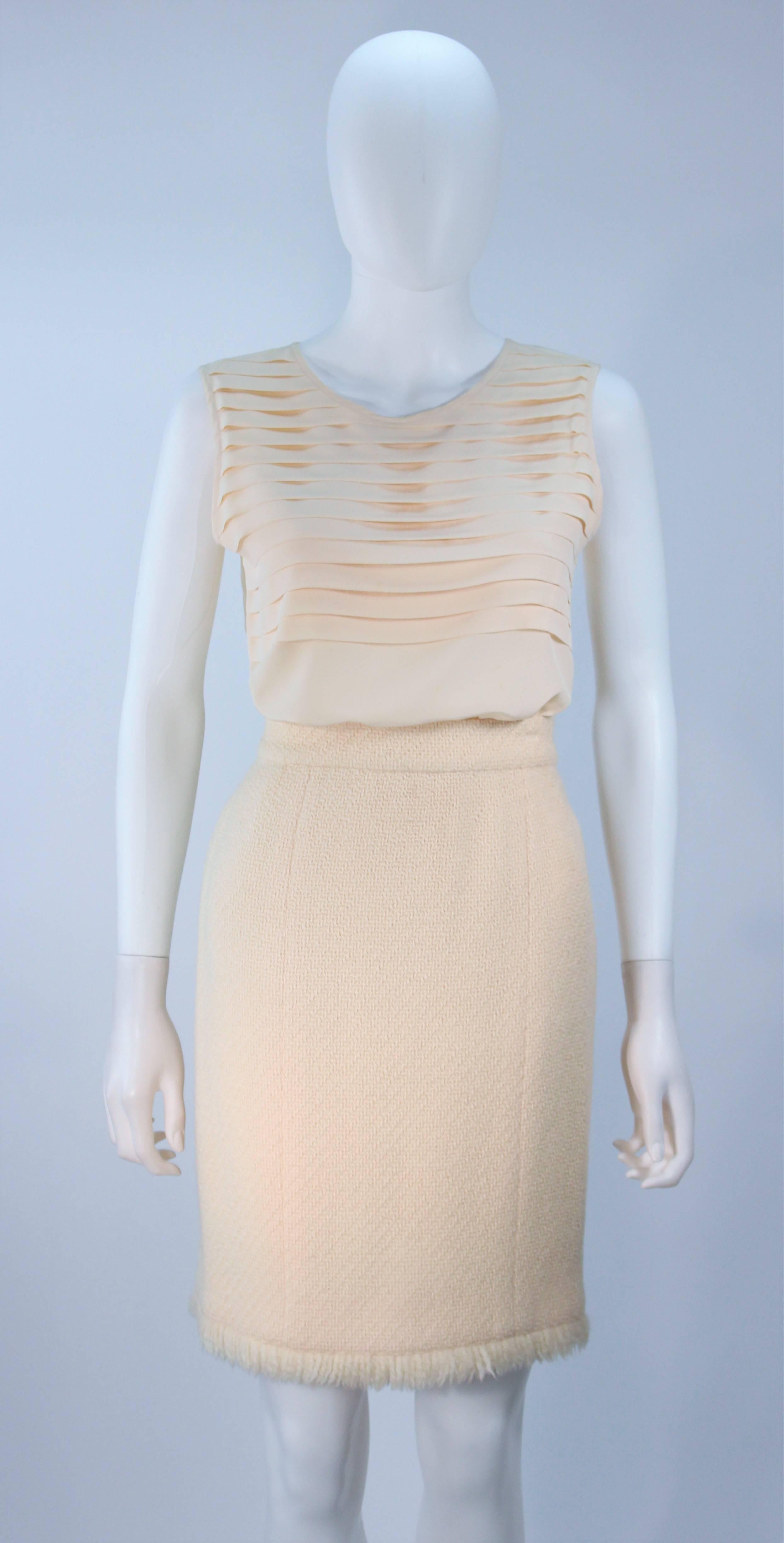 CHANEL Cream Wool 3pc Skirt Suit with Fringe Trim and Gold Hardware Size 38 In Excellent Condition In Los Angeles, CA