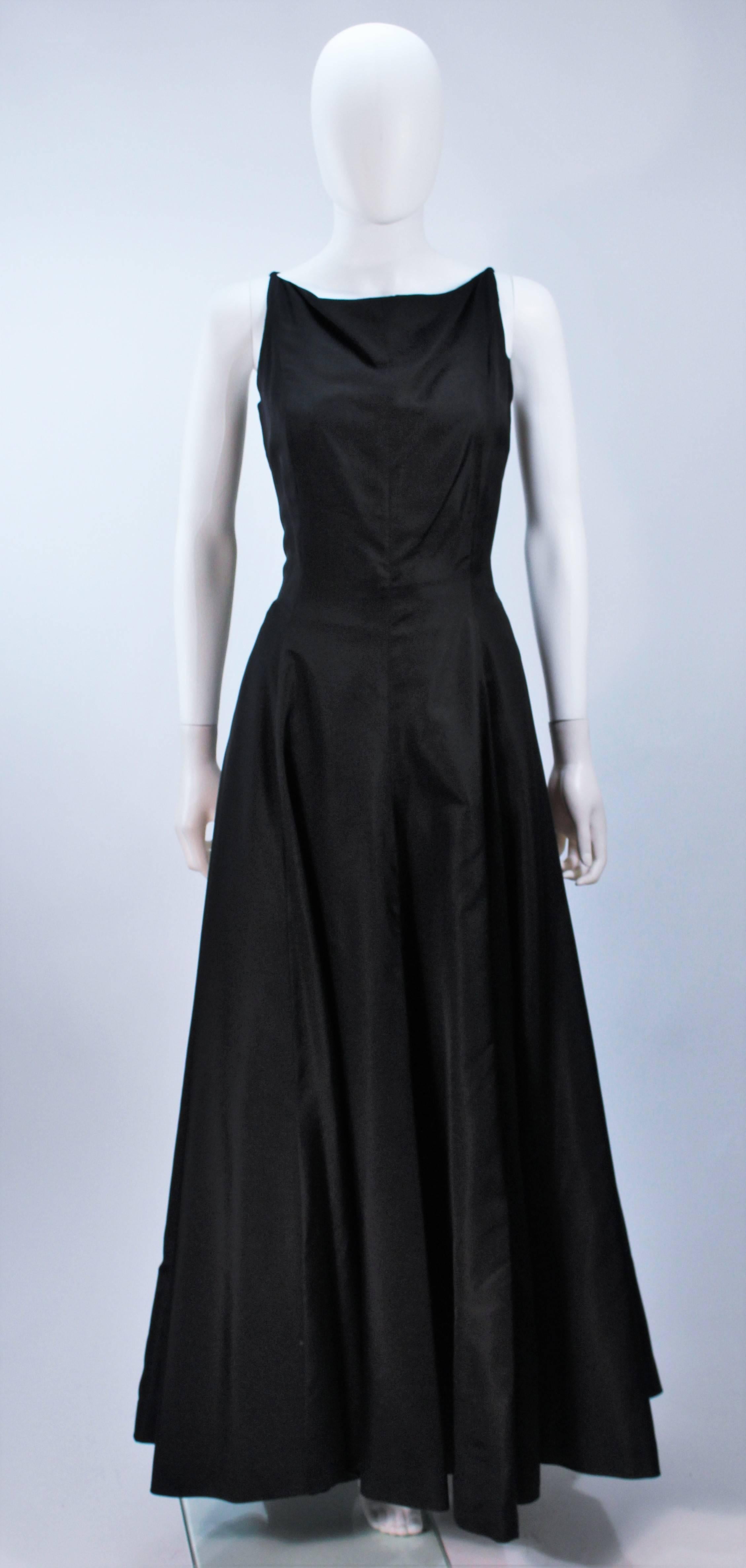 OSCAR DE LA RENTA Black Satin Gown and Embellished Jacket Ensemble Size 8 2