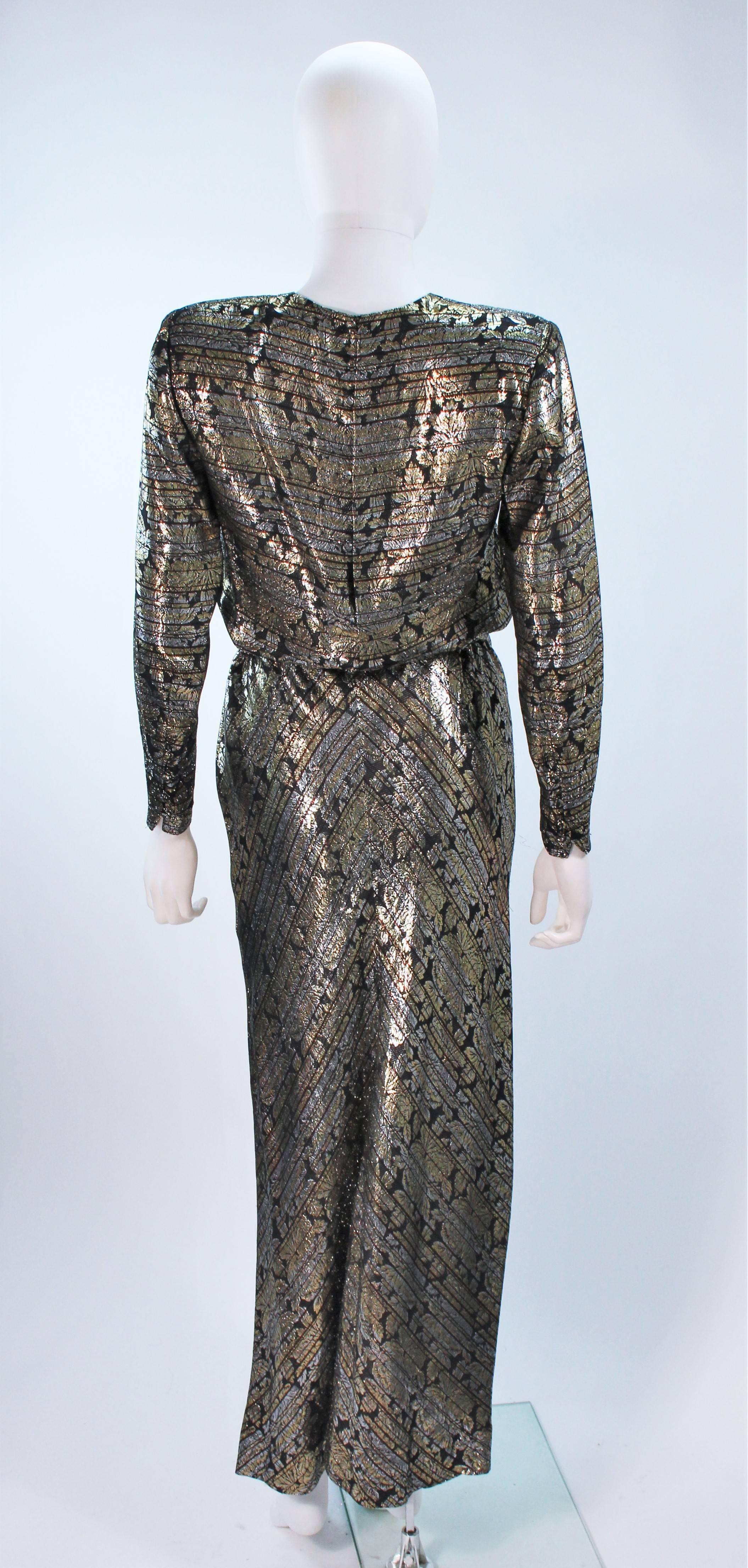 RON LEAL Metallic Lame Bronze Ensemble with Scarf & Wrap Size 6-8 In Excellent Condition For Sale In Los Angeles, CA