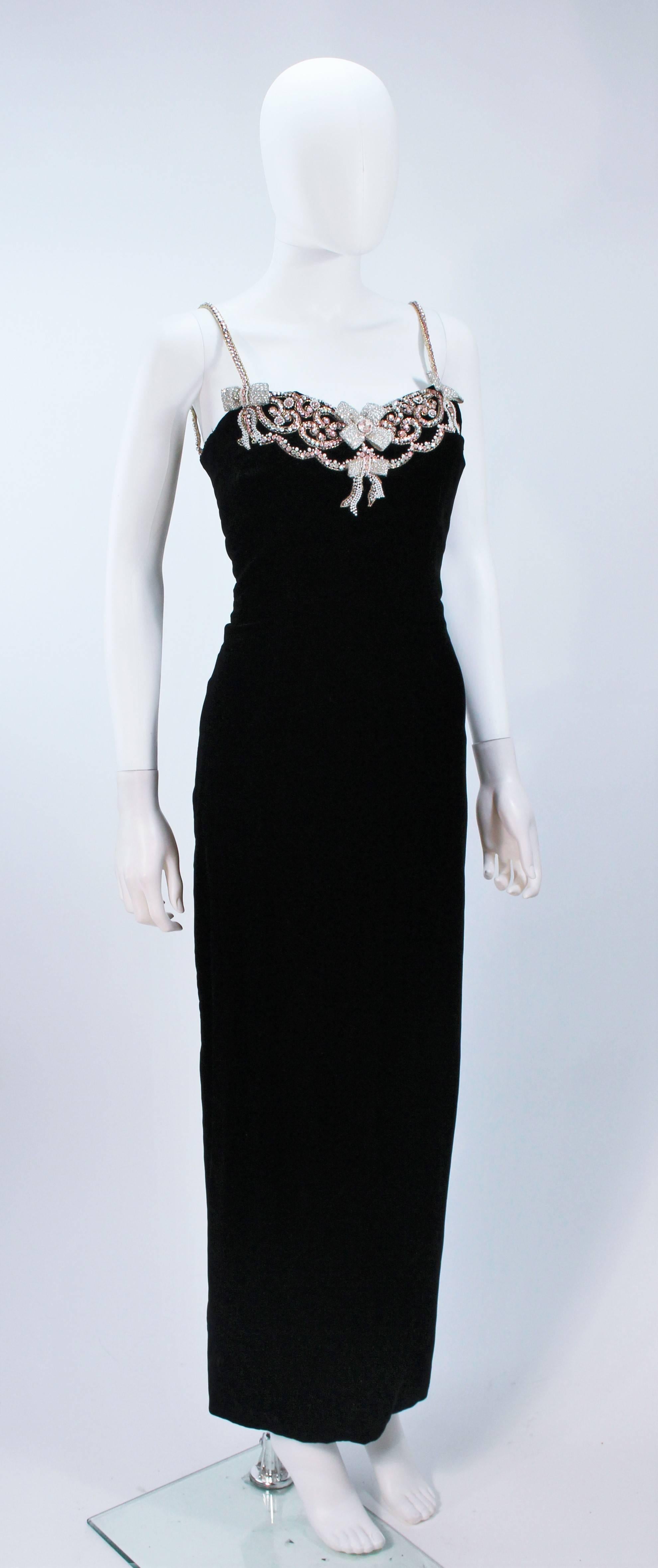 CAROLYN ROEHM Black Velvet Gown with Bows & Embellished Neckline Size 6-8 2