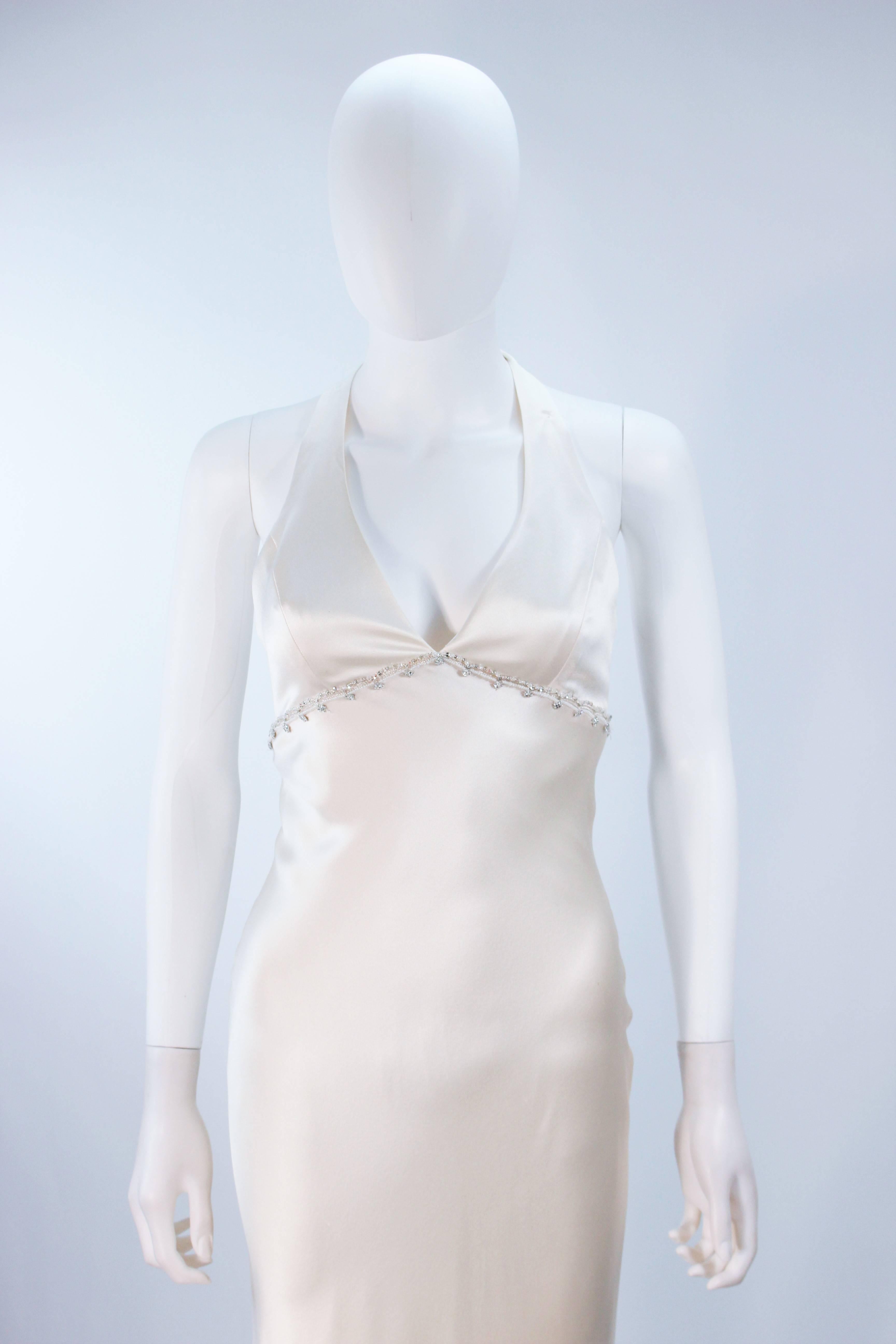 MONIQUE LHUILLIER Weißes Seiden-Hochzeitskleid mit Neckholder und Strass Größe 6-8 im Angebot 4