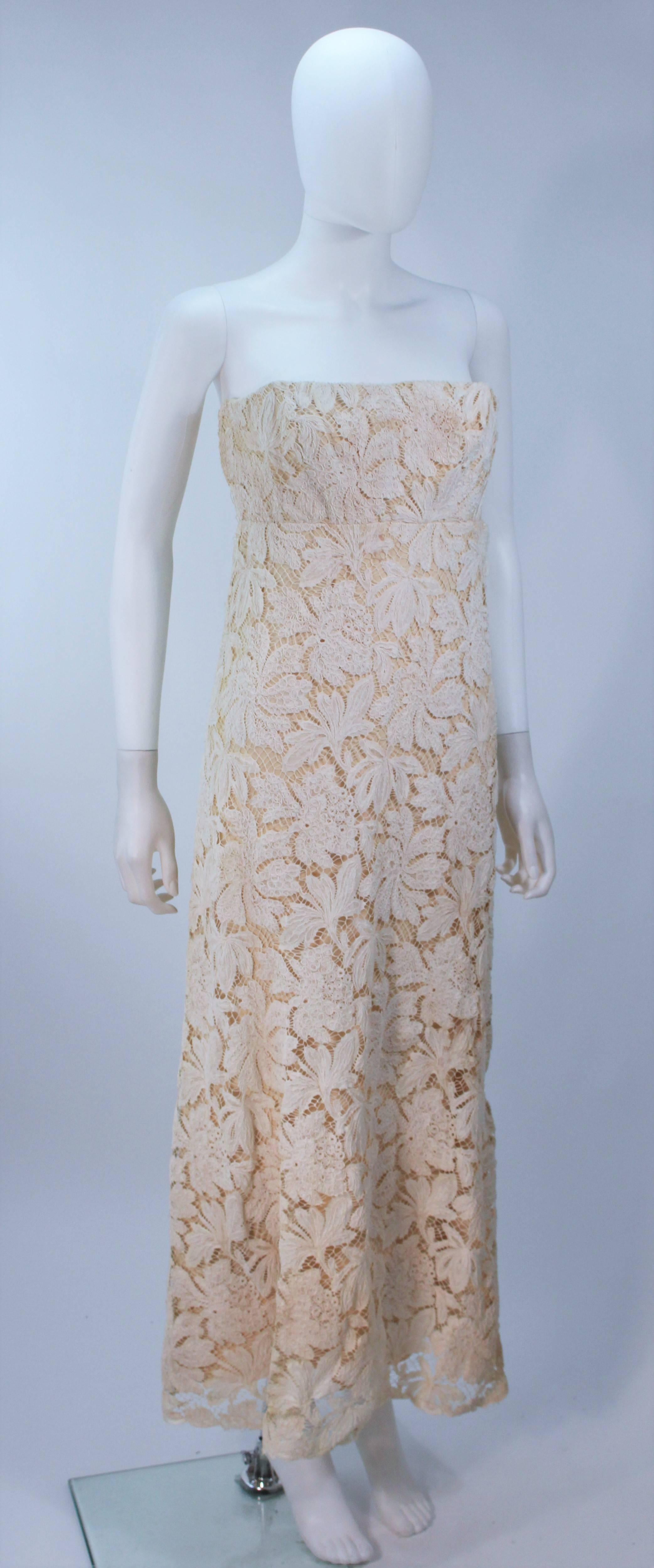 GALANOS Antique Cream Floral Strapless Lace Cocktail Dress Size 2-4 In Excellent Condition For Sale In Los Angeles, CA