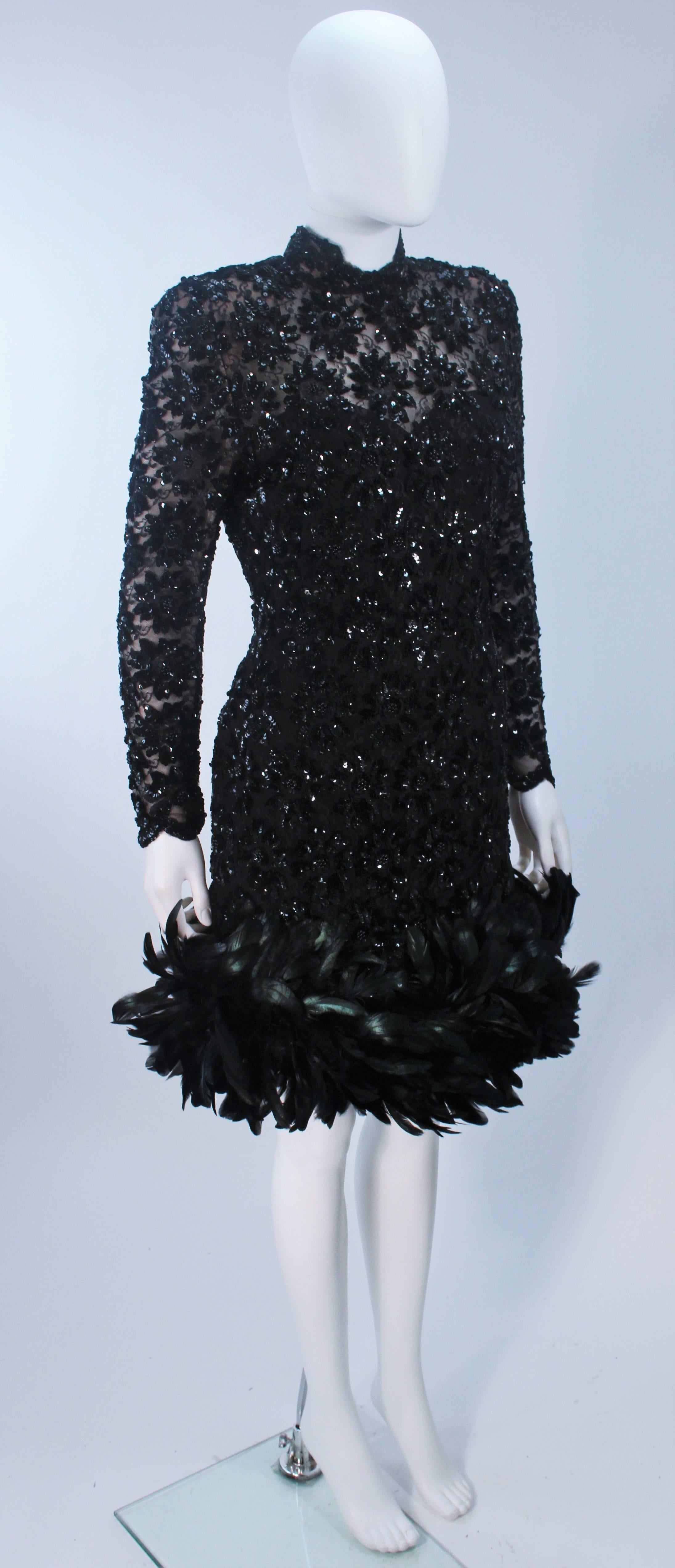 TRAVILLA Black Beaded Lace Cocktail Dress with Feather Trim Size 4-6 In Excellent Condition In Los Angeles, CA