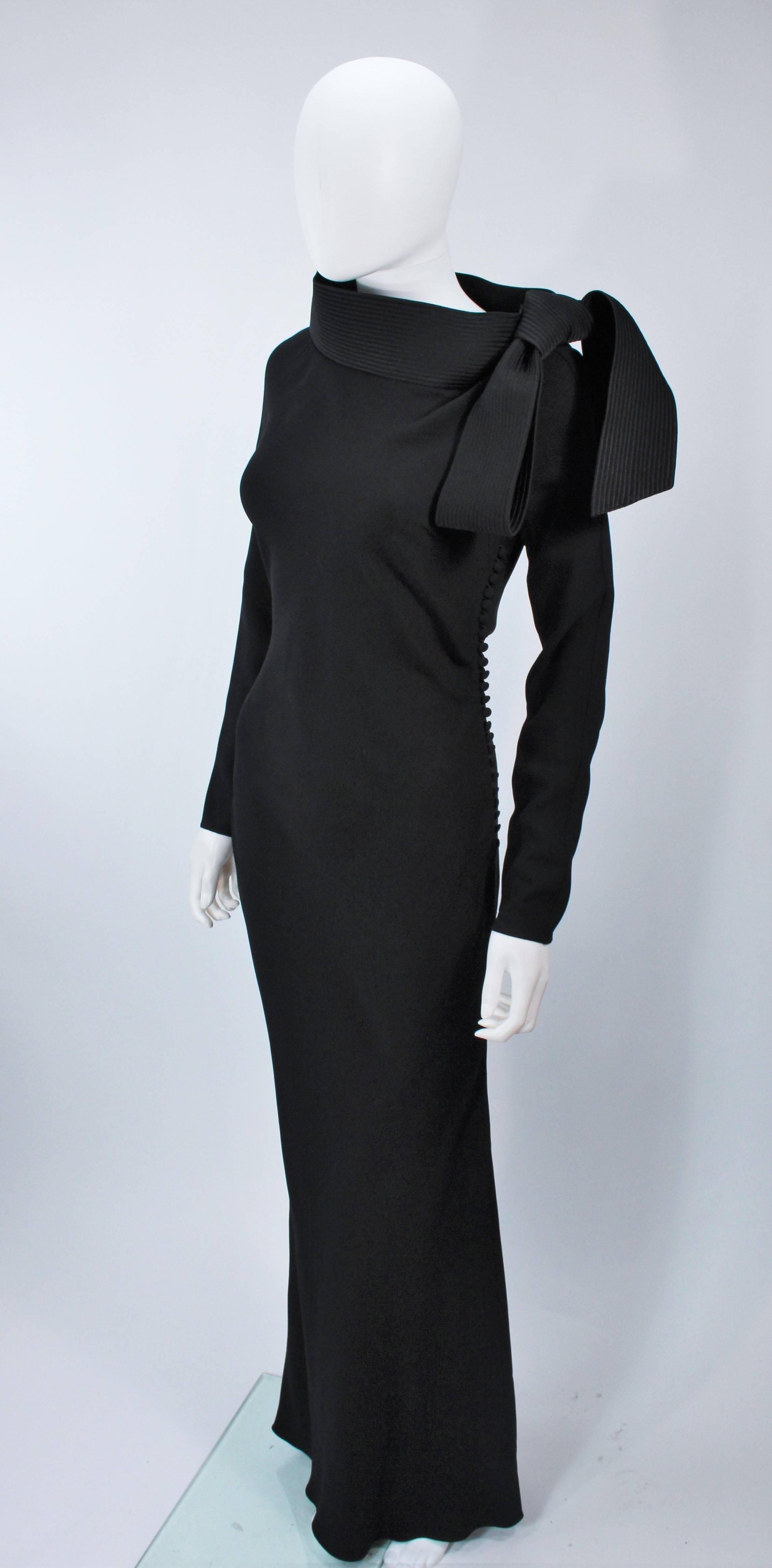 JOHN GALLIANO For CHRISTIAN DIOR Black Gown with Collar Detail Size 38 6 In Excellent Condition In Los Angeles, CA