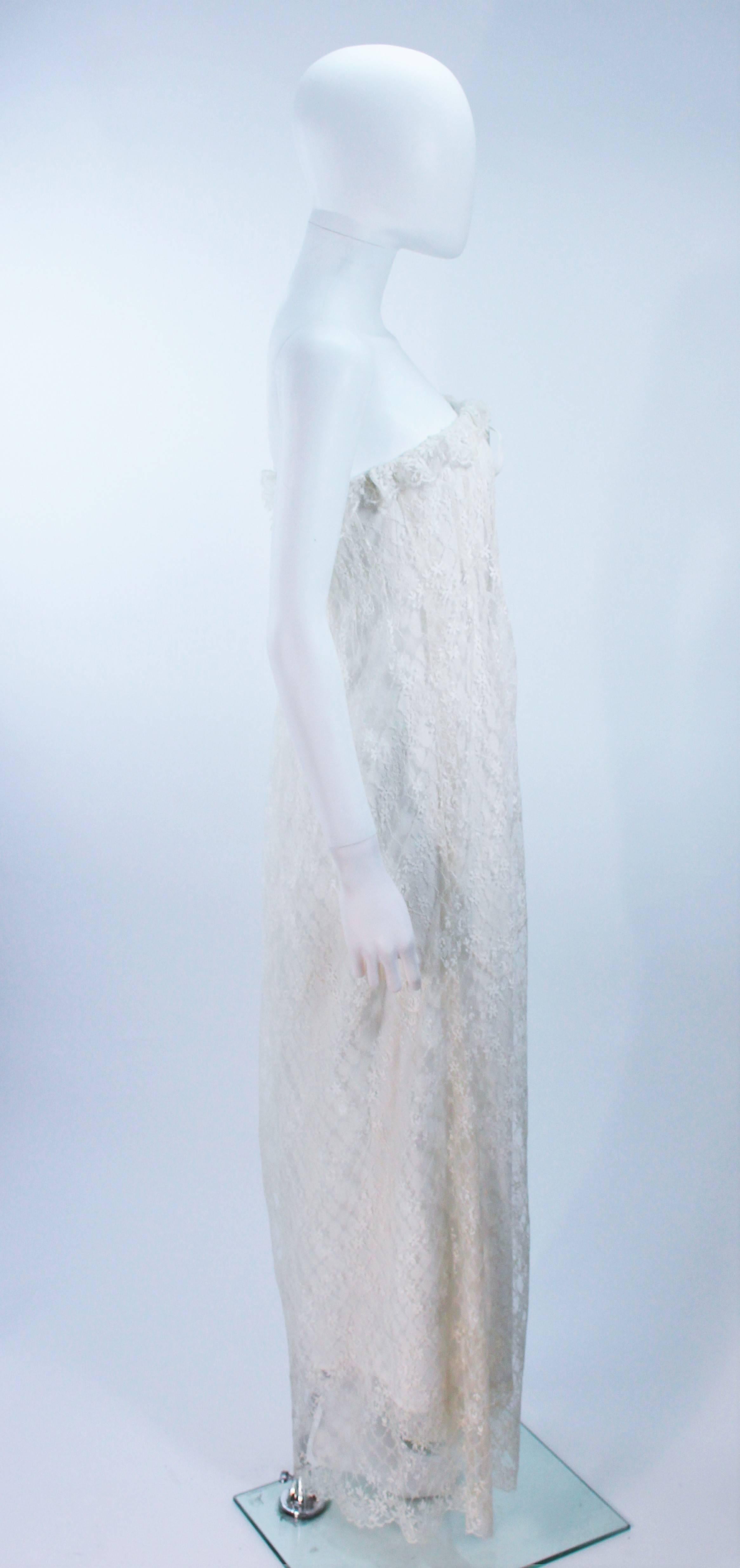 Women's BILL BLASS White Lace Strapless Dress Size 6