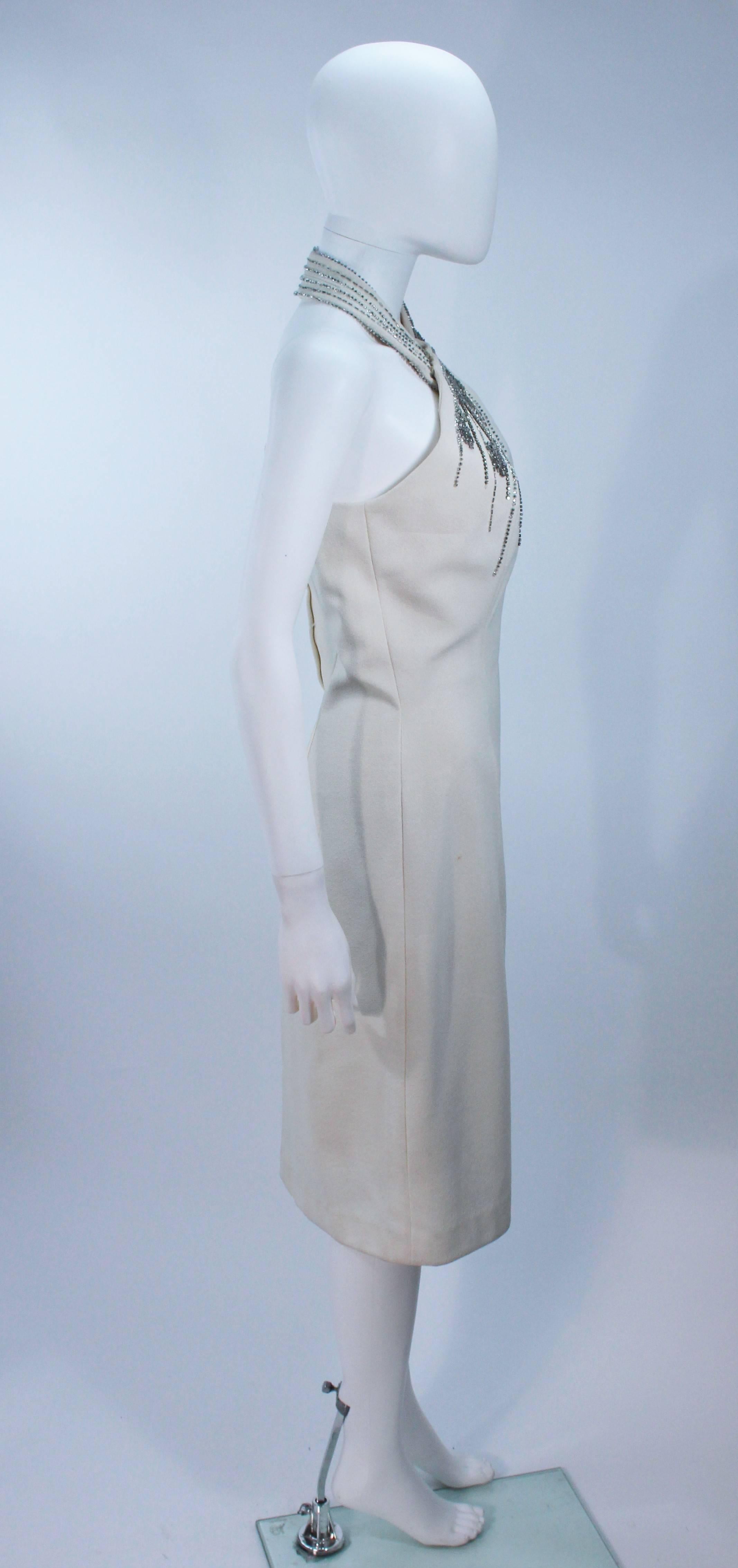 SYDNEY NORTH Vestido de cóctel asimétrico adornado con pedrería blanca Talla 6-8 en venta 1