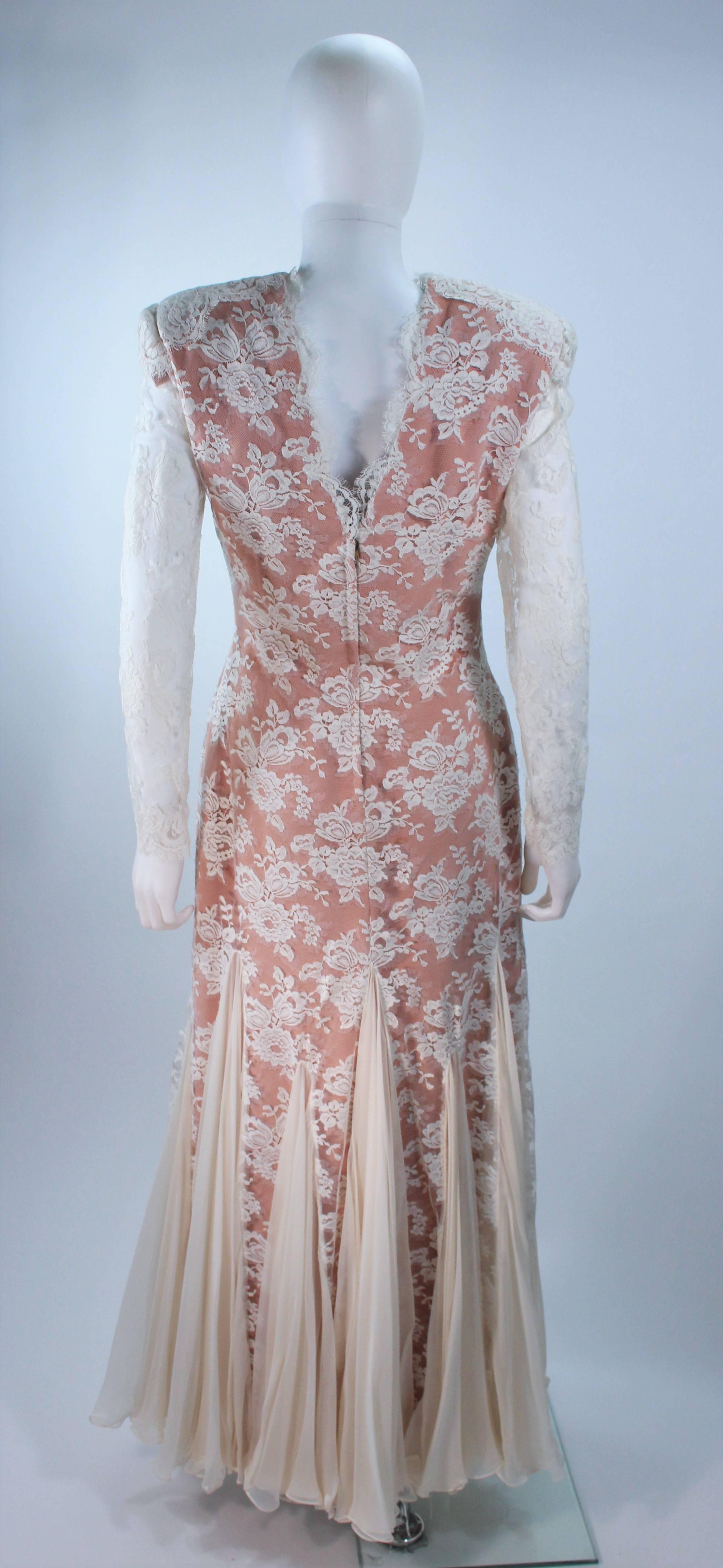 Women's TRAVILLA Lace Gown with Nude Underlay Size 4 6 For Sale