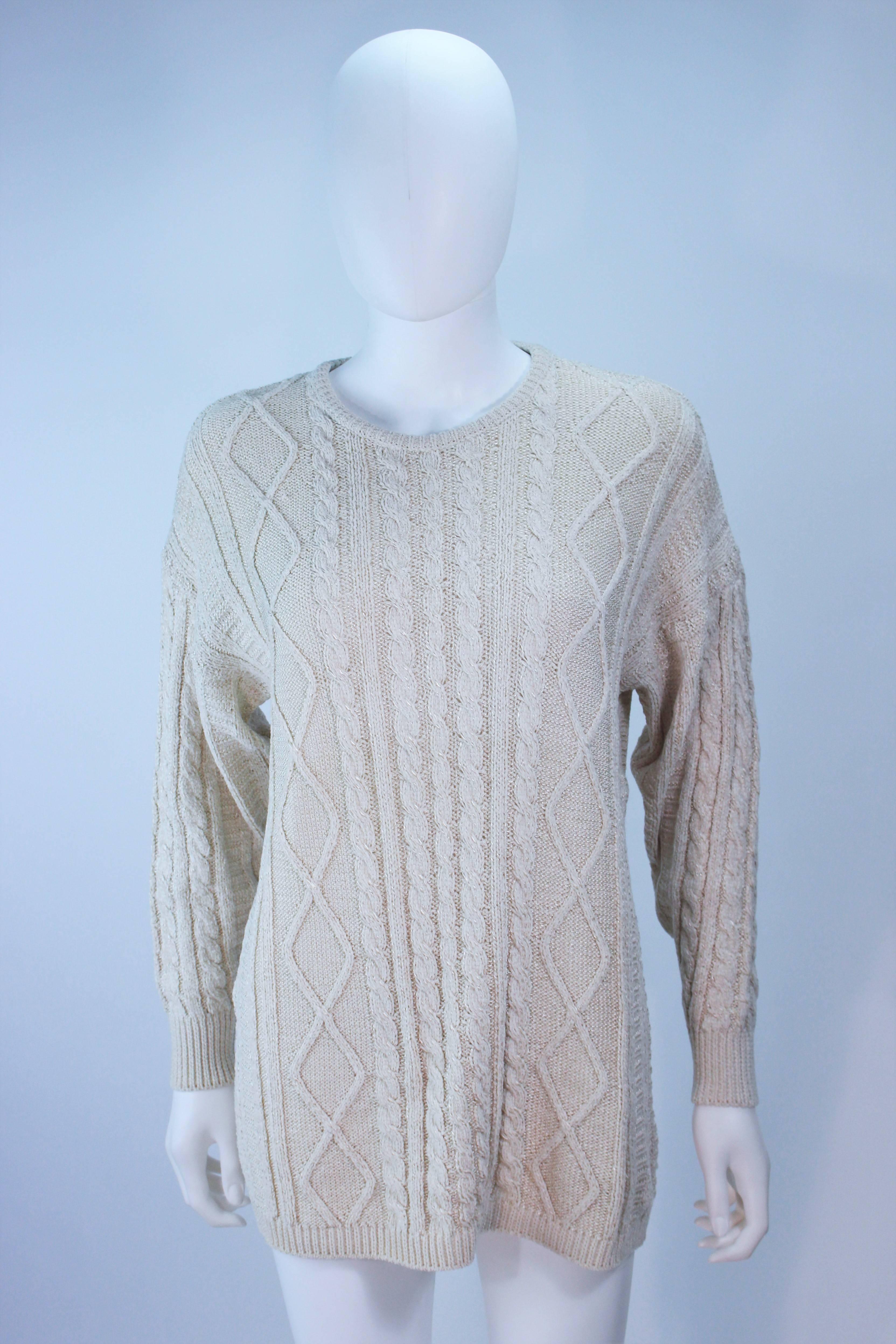 GIANNI VERSACE Cable Knit Set with Pencil Skirt Size 40 42 In Excellent Condition For Sale In Los Angeles, CA