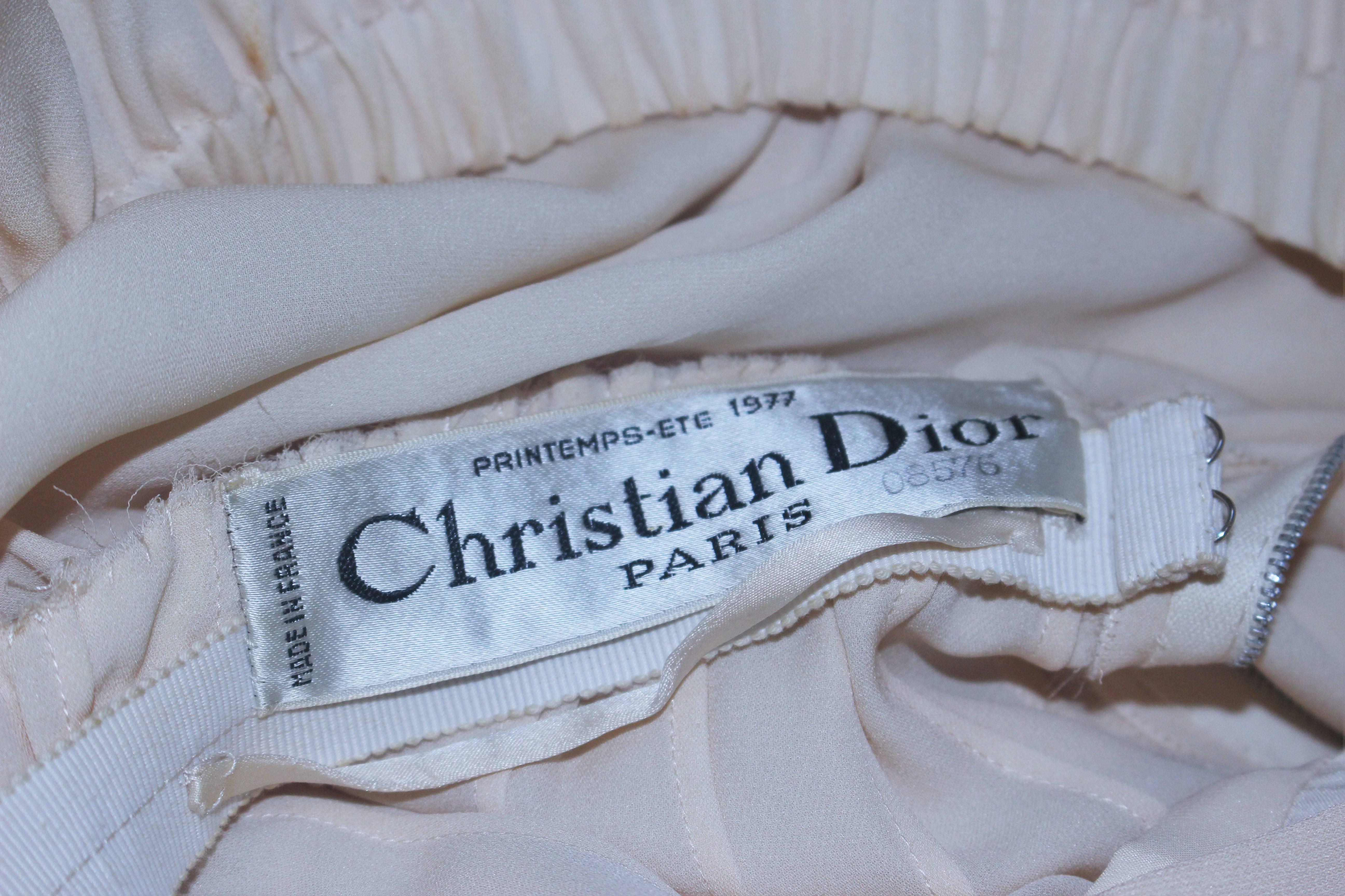 CHRISTIAN DIOR COUTURE Provenance Betsy Bloomingdale robe en mousseline de soie couleur chair  en vente 5