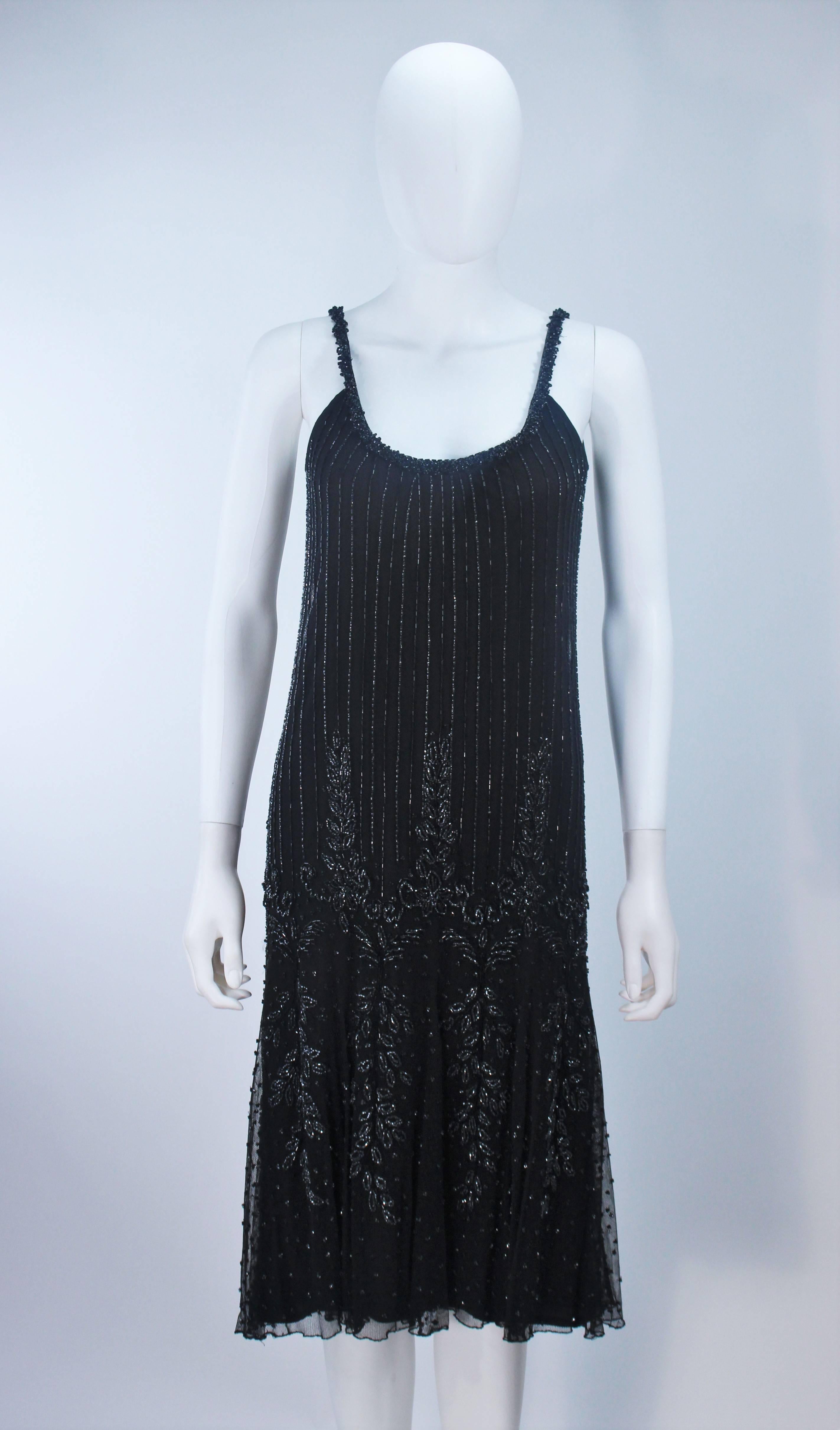 Noir CARLOTA ALFARO Robe style garçonne en maille perlée noire, taille 4 en vente