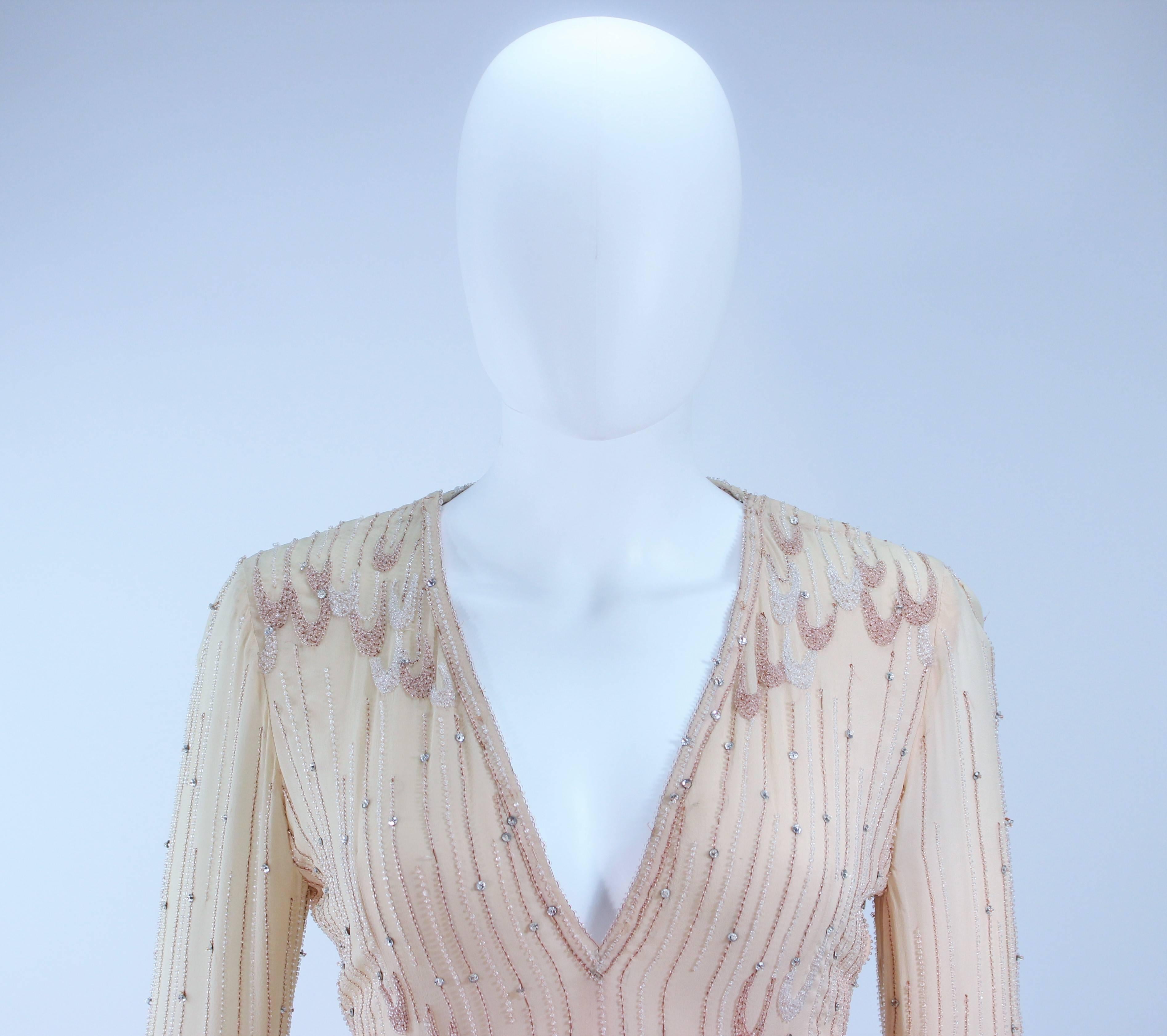 BALESTRA Bata de gasa nude con diseño de cuentas Talla 6 8 en Excelente estado para la venta en Los Angeles, CA