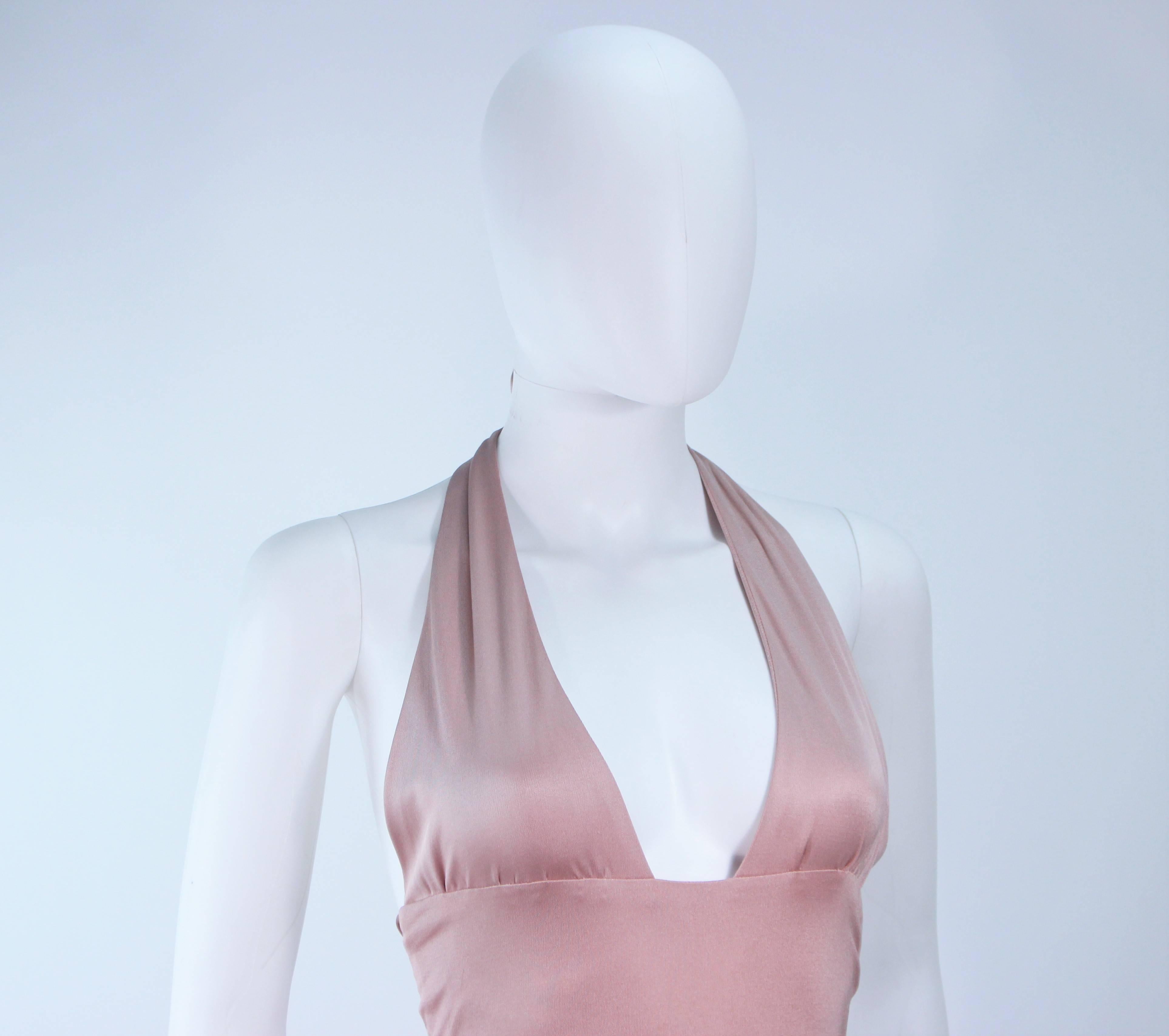 ELIZABETH MASON COUTURE Blush Silk Jersey Cocktail Dress Halter Made To Order (Robe de cocktail dos nu en jersey de soie) Neuf - En vente à Los Angeles, CA