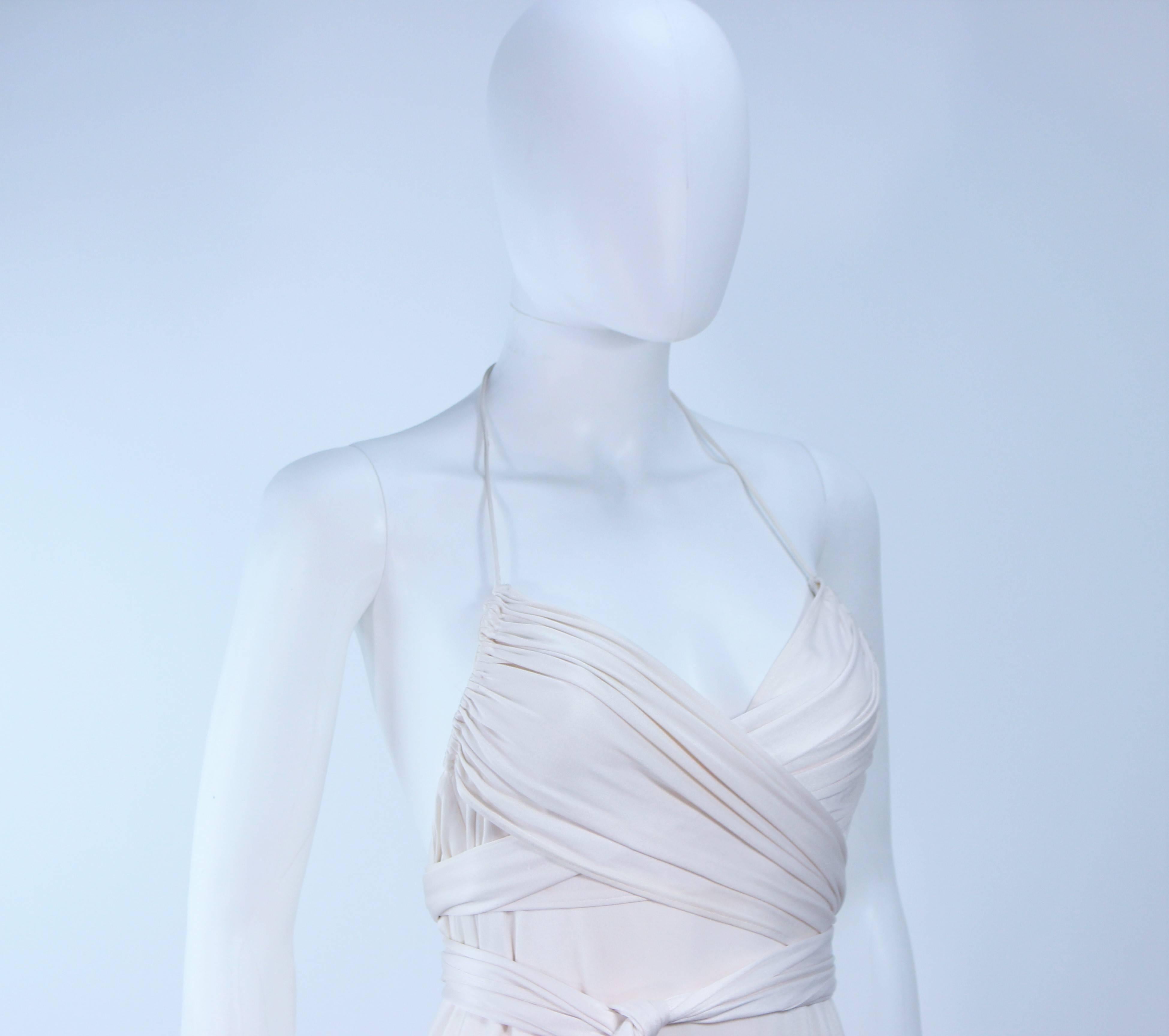 ELIZABETH MASON COUTURE - Robe drapée en jersey de soie blanche faite sur commande Pour femmes en vente