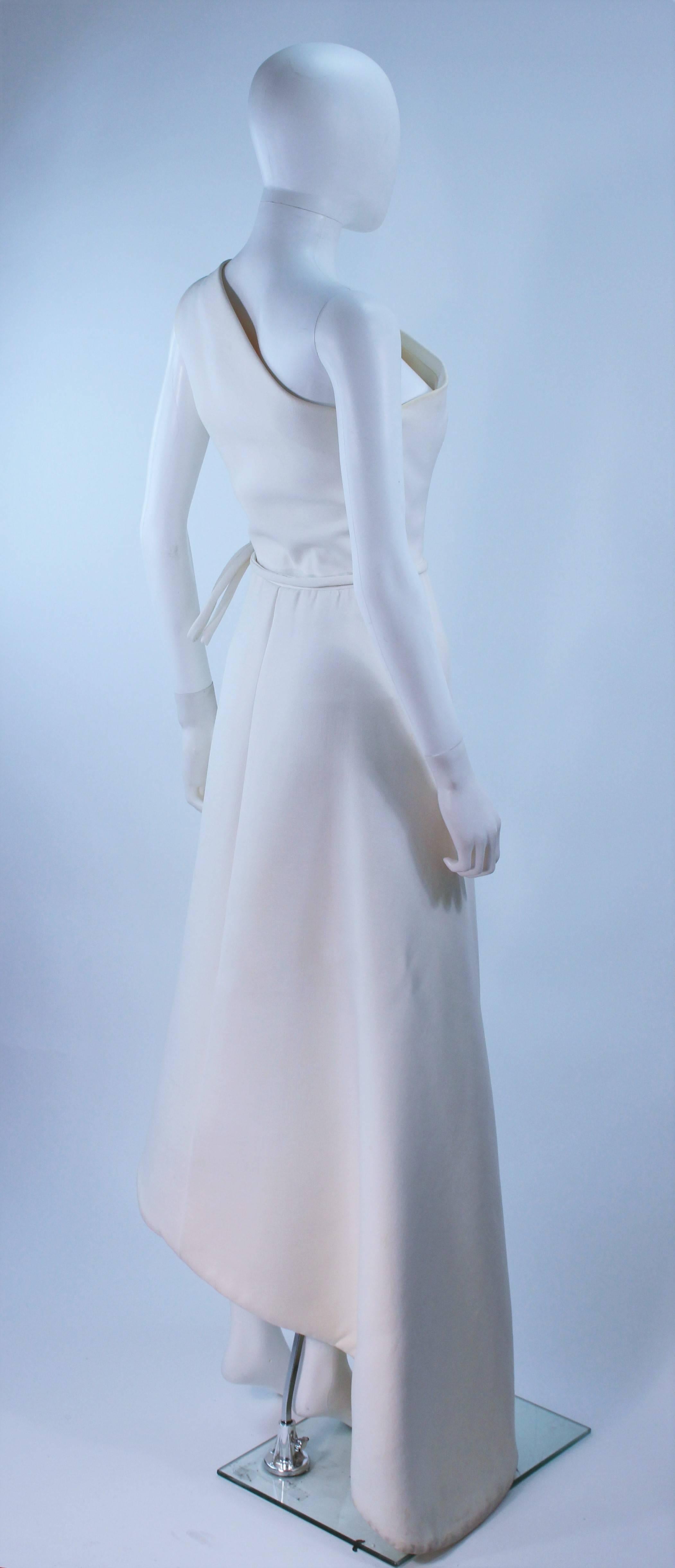 Women's GIVENCHY HAUTE COUTURE White Gown , Provenance: Betsy Bloomingdale For Sale