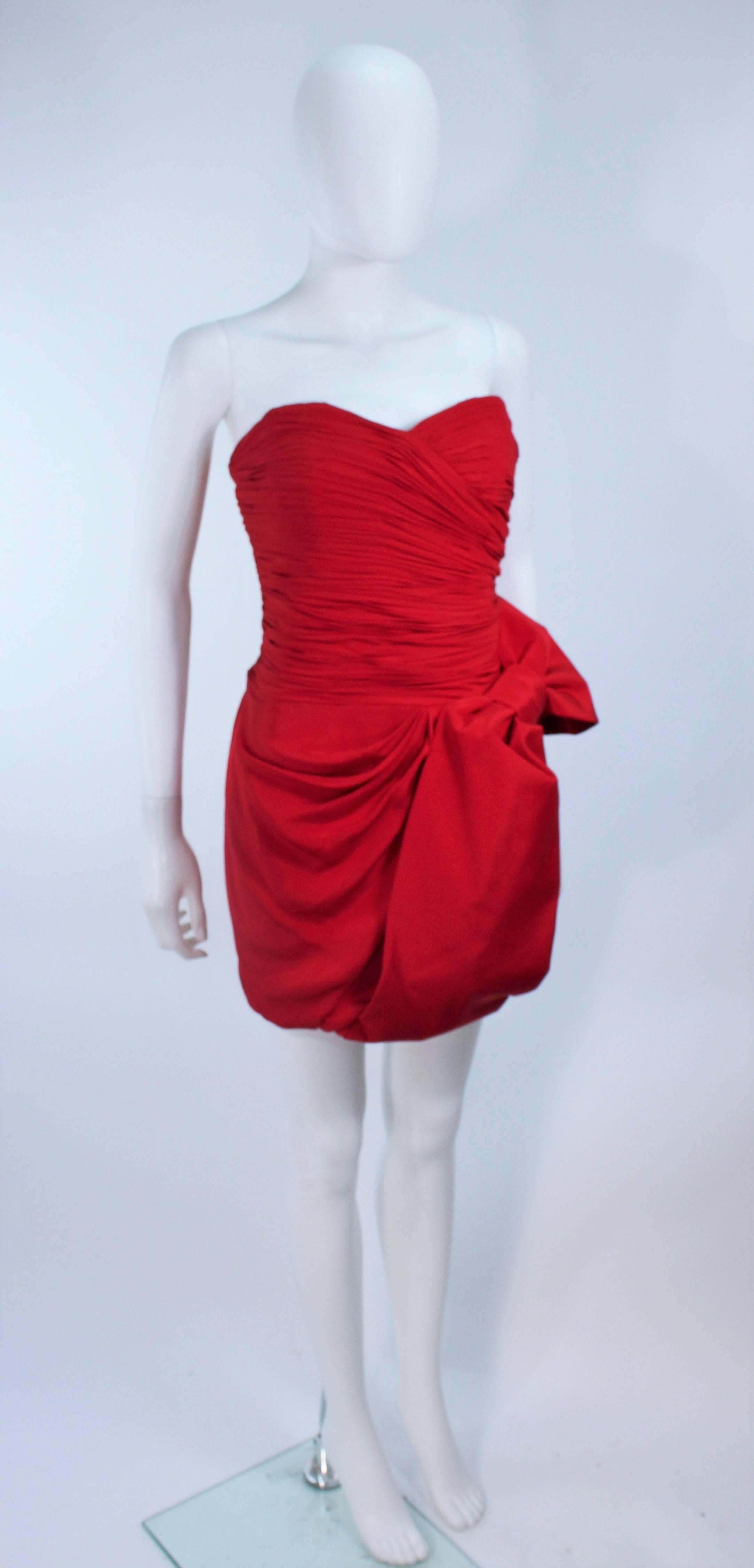 MARCHESA NOTTE Lipstick Red Cocktail Dress with Bow Size 6 In Excellent Condition For Sale In Los Angeles, CA