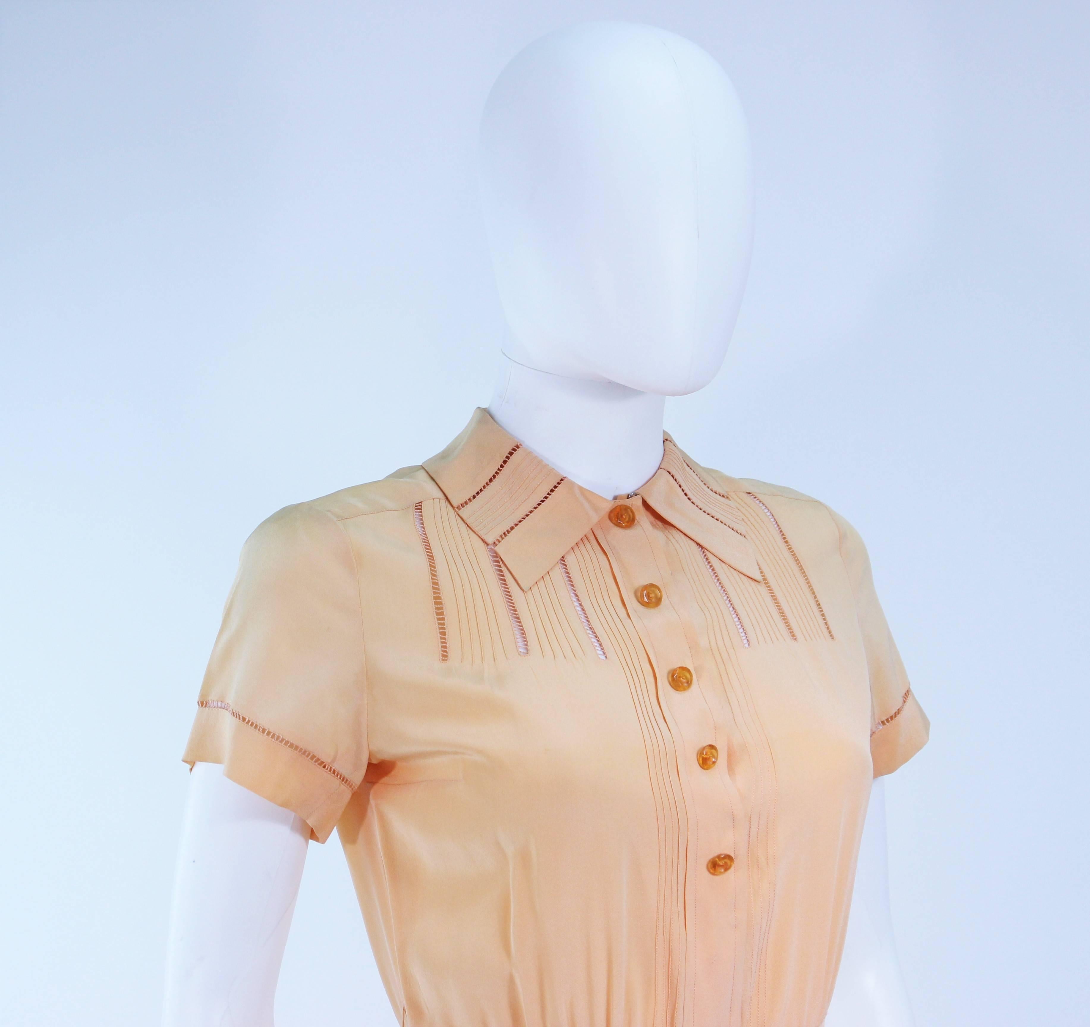 Vintage 1940er Apricot Seiden-Tageskleid Größe 2 4 im Angebot 2
