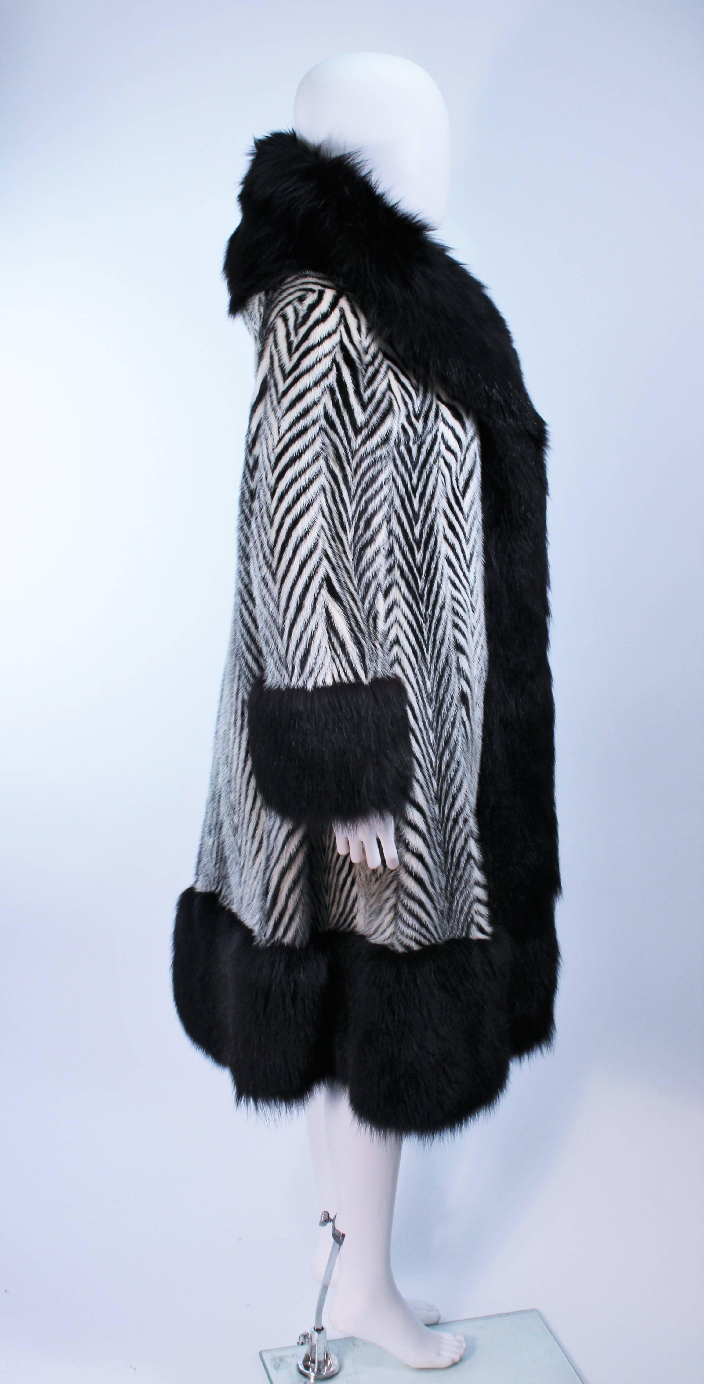 ZACCARIA FURS Black and White Mink Chevron Fur Coat with Fox Trim Size 6-8 For Sale 2
