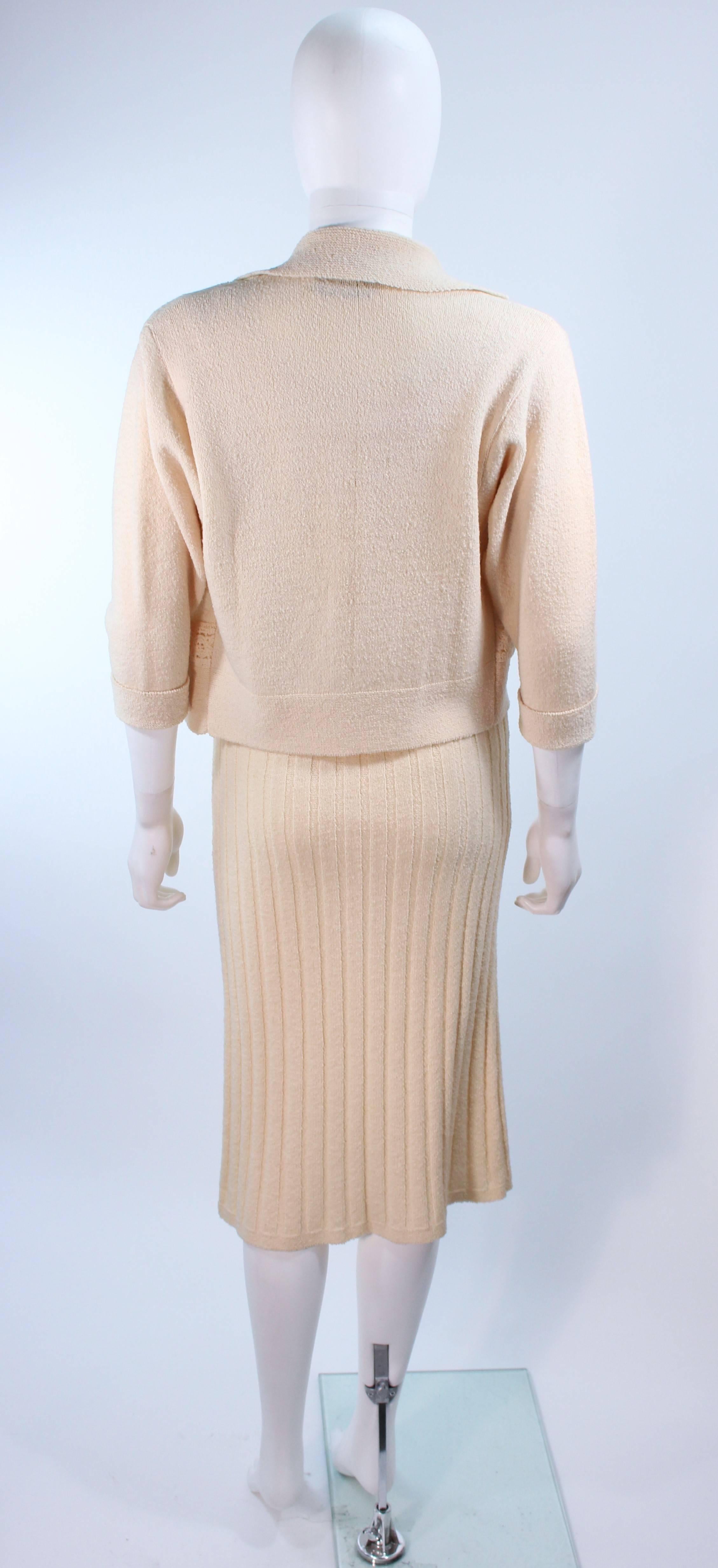 Elfenbeinfarbenes 1950er Zephyr Chenille Ensemble aus Stretch-Strickkleid und Pullover aus Wolle Größe 4 im Angebot 3