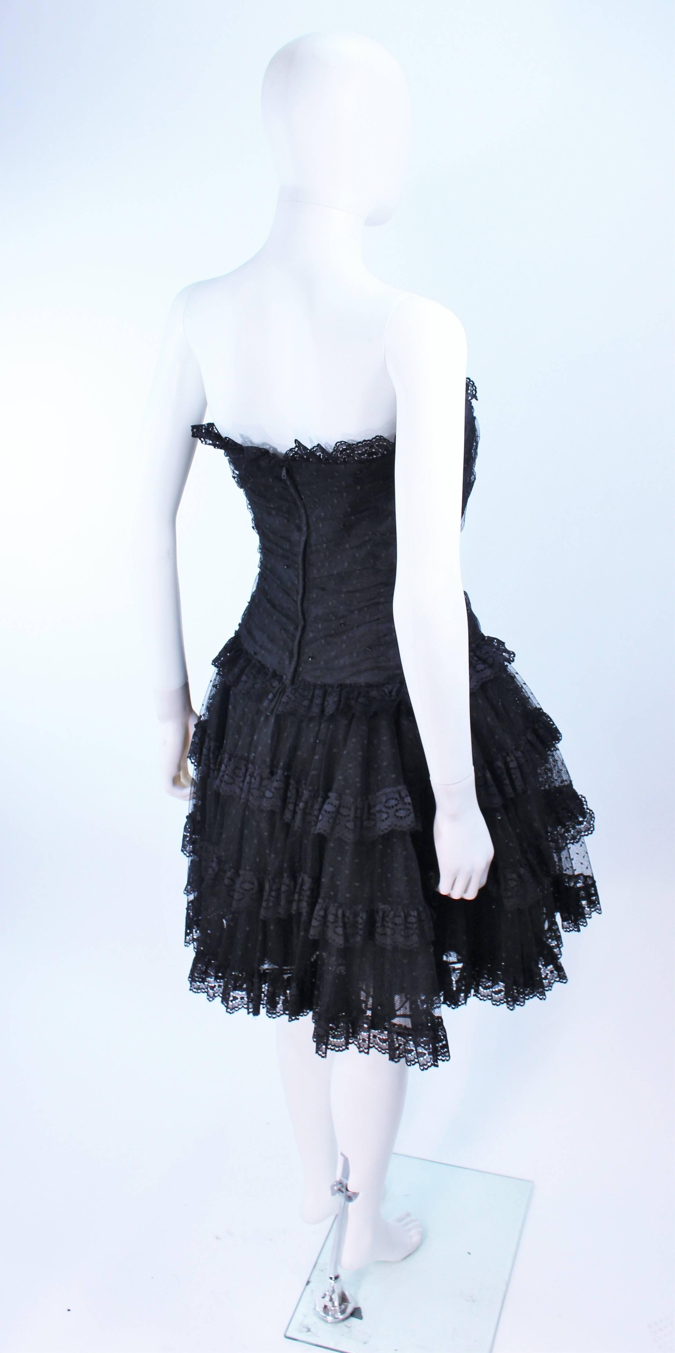 DELL LOS ANGELES Black Ruffled Tiered Sequin Cocktail Dress Size 6 8 For Sale 1