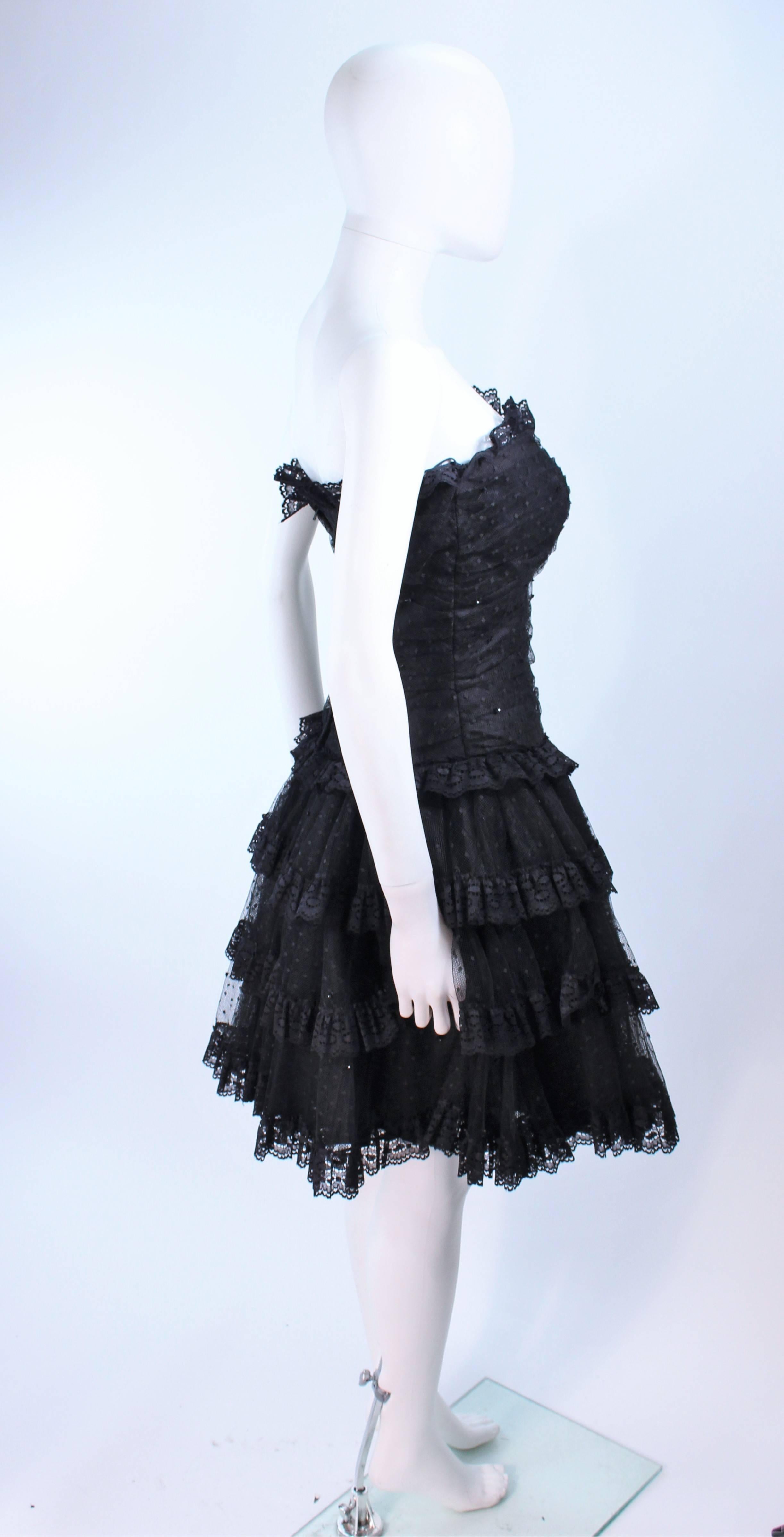 Women's DELL LOS ANGELES Black Ruffled Tiered Sequin Cocktail Dress Size 6 8 For Sale