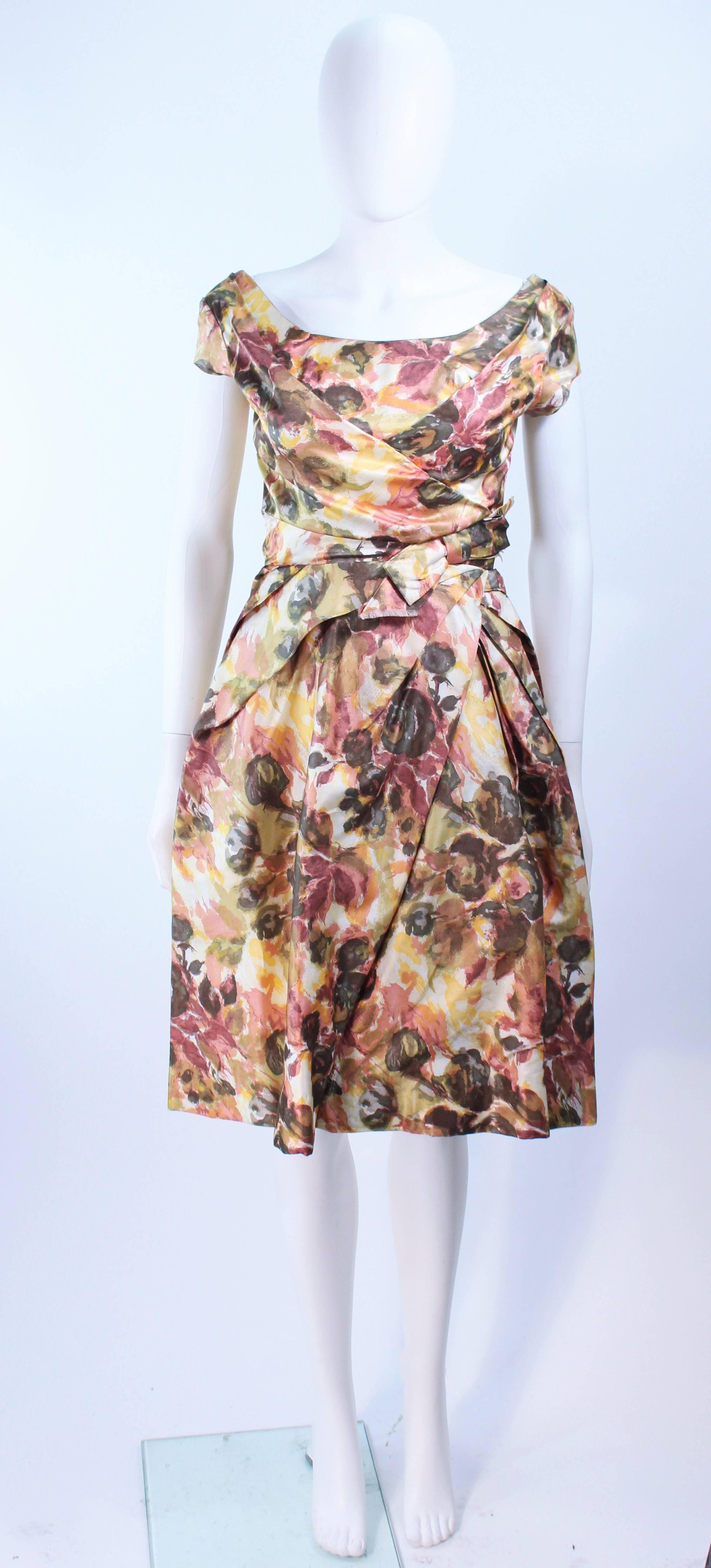 Women's Vintage 1950's Earth Tone Cocktail Dress with Watercolor Floral Pattern Size 0 For Sale