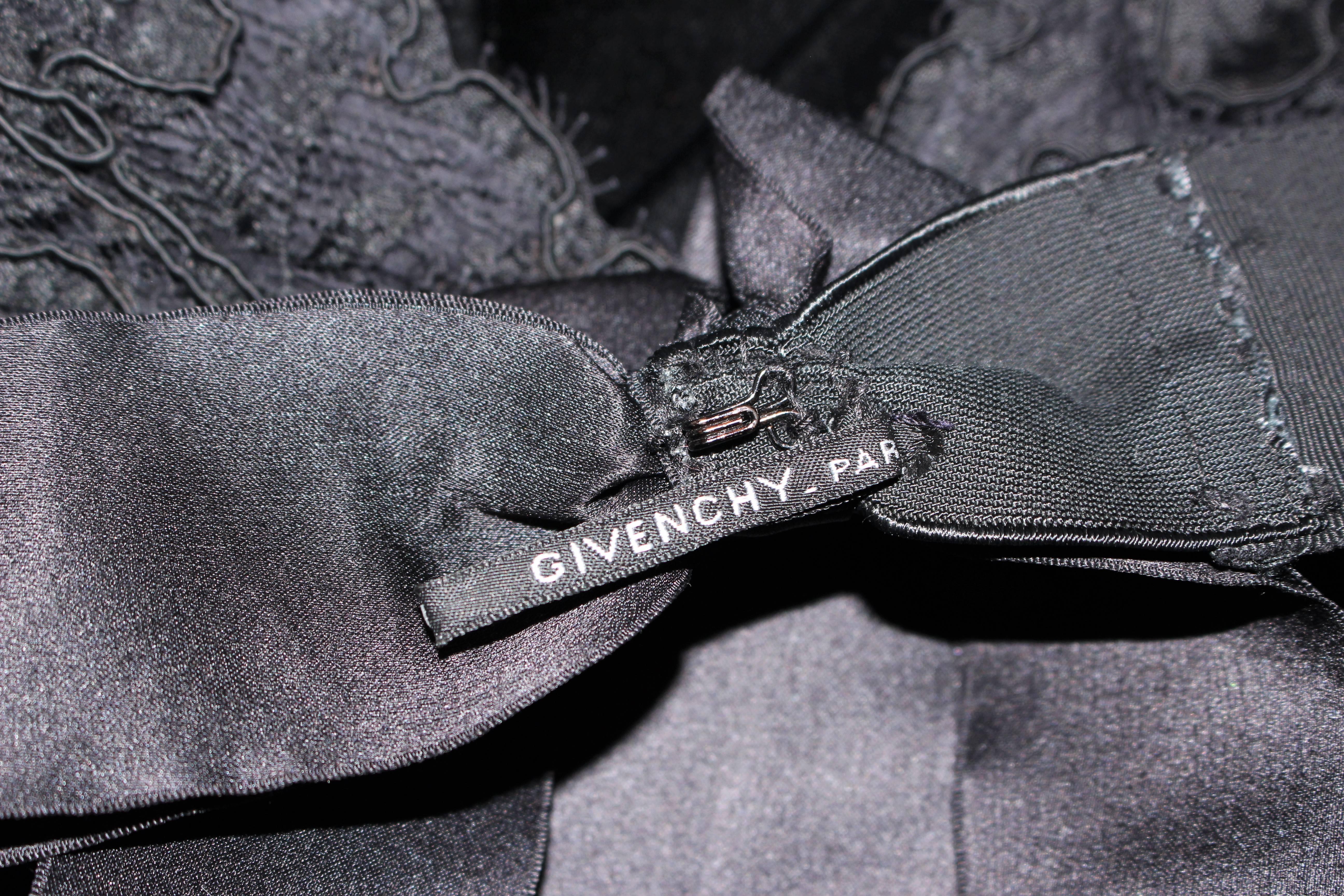 GIVENCHY Black Velvet Cocktail Dress with Lace Trim and Satin Belt Size 4 For Sale 3