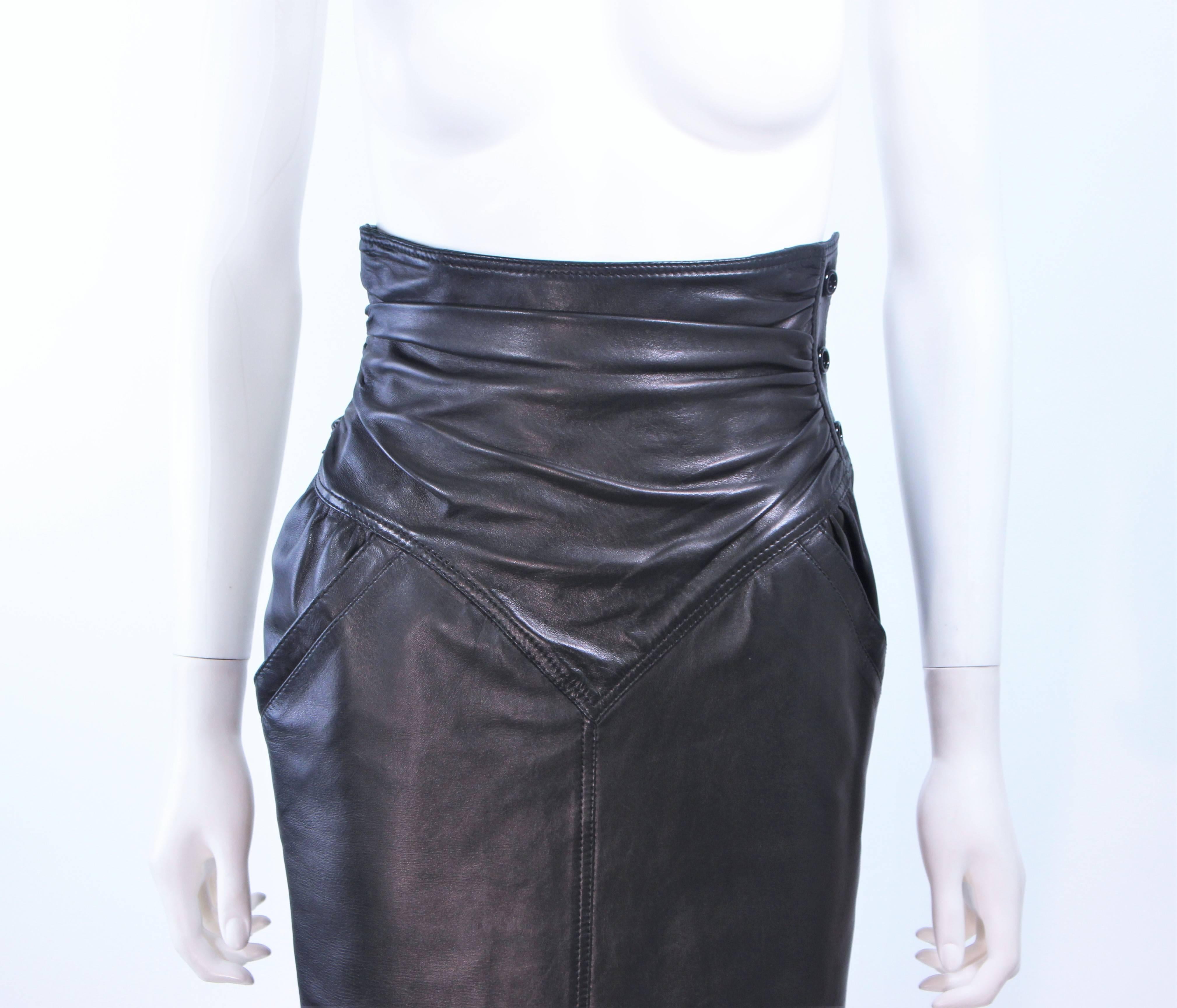 UNGARO Black Leather Gathered High Waist Skirt Size 2 4 In Excellent Condition In Los Angeles, CA