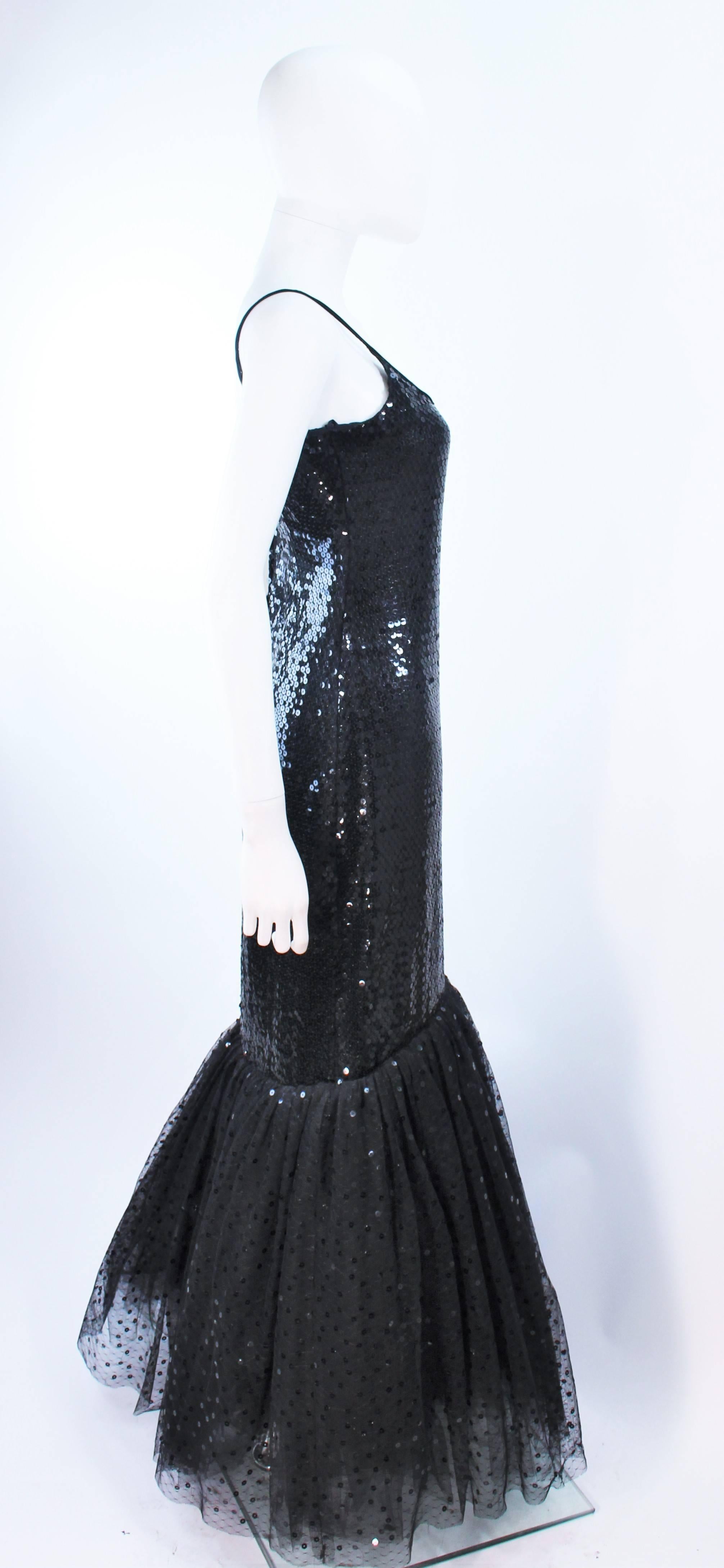 JILL RICHARDS Robe noire à sequins avec ourlet à paillettes en tulle Taille 4 en vente 2